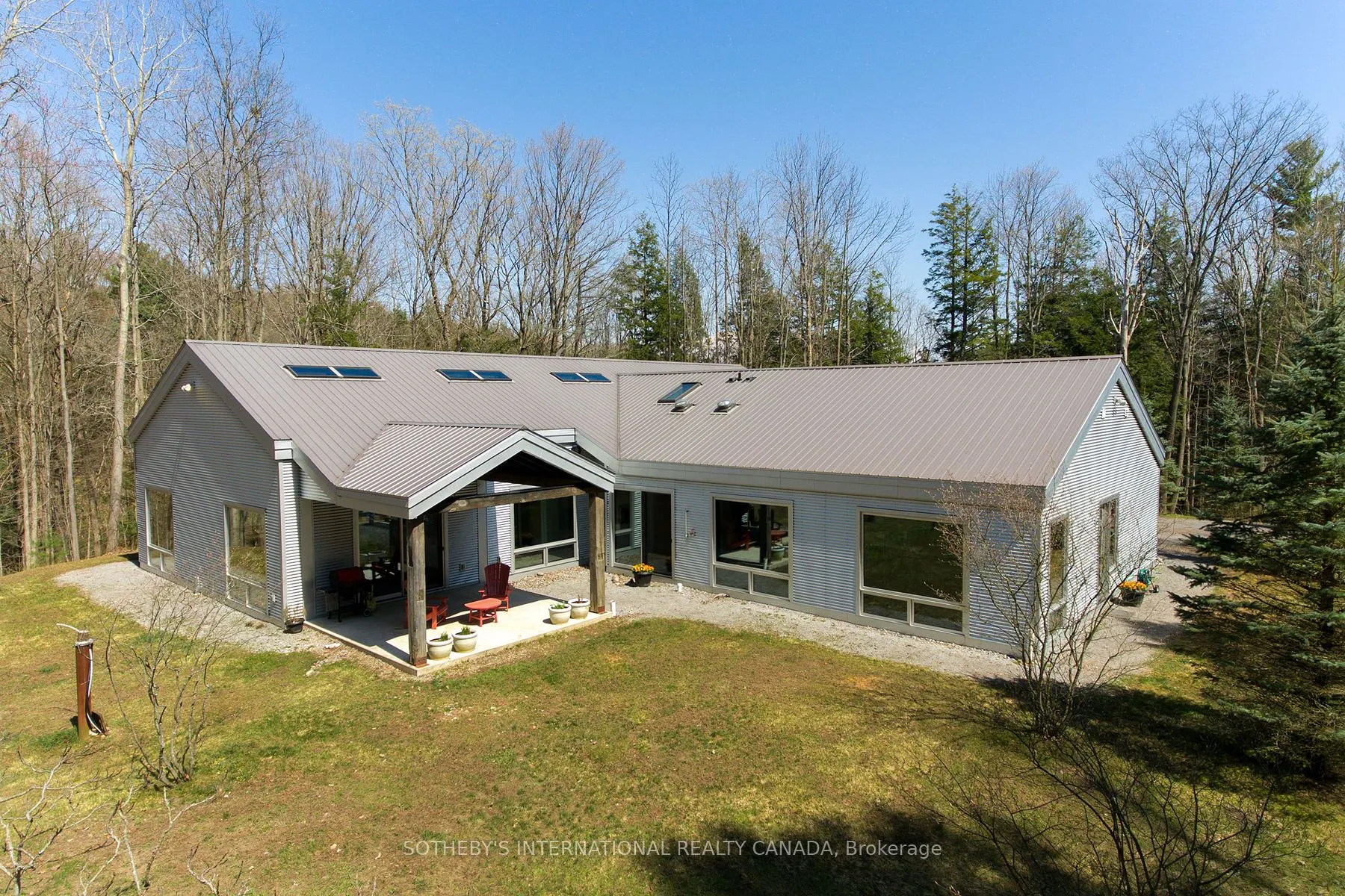 4556 Eagleson Line