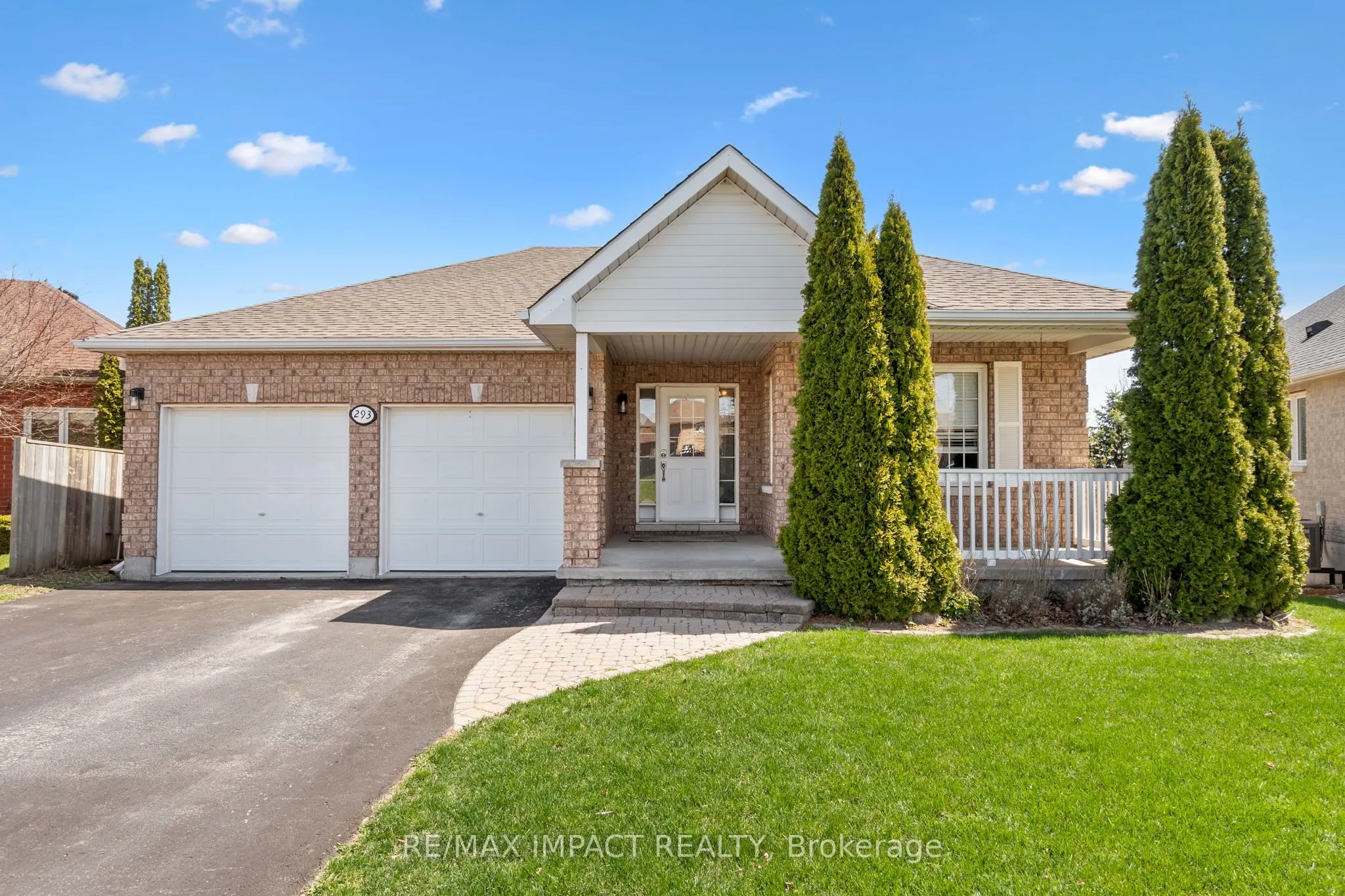 293 Ivey Crescent