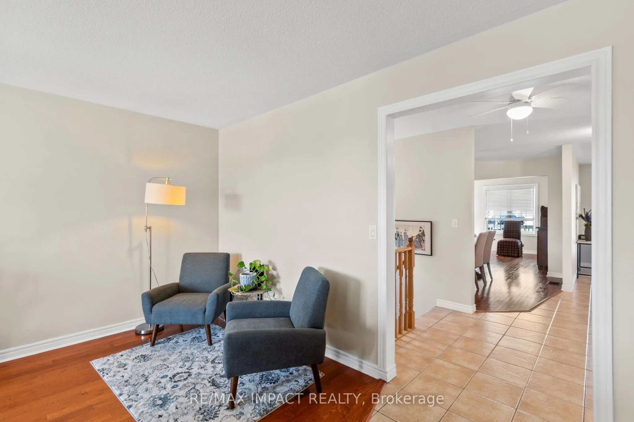 293 Ivey Crescent