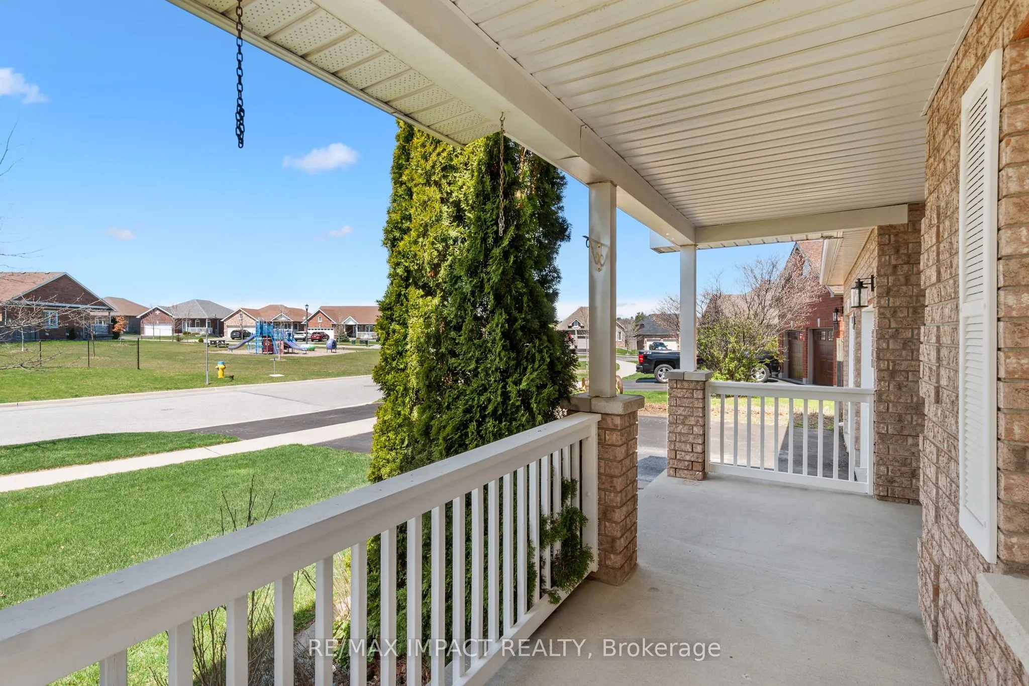 293 Ivey Crescent