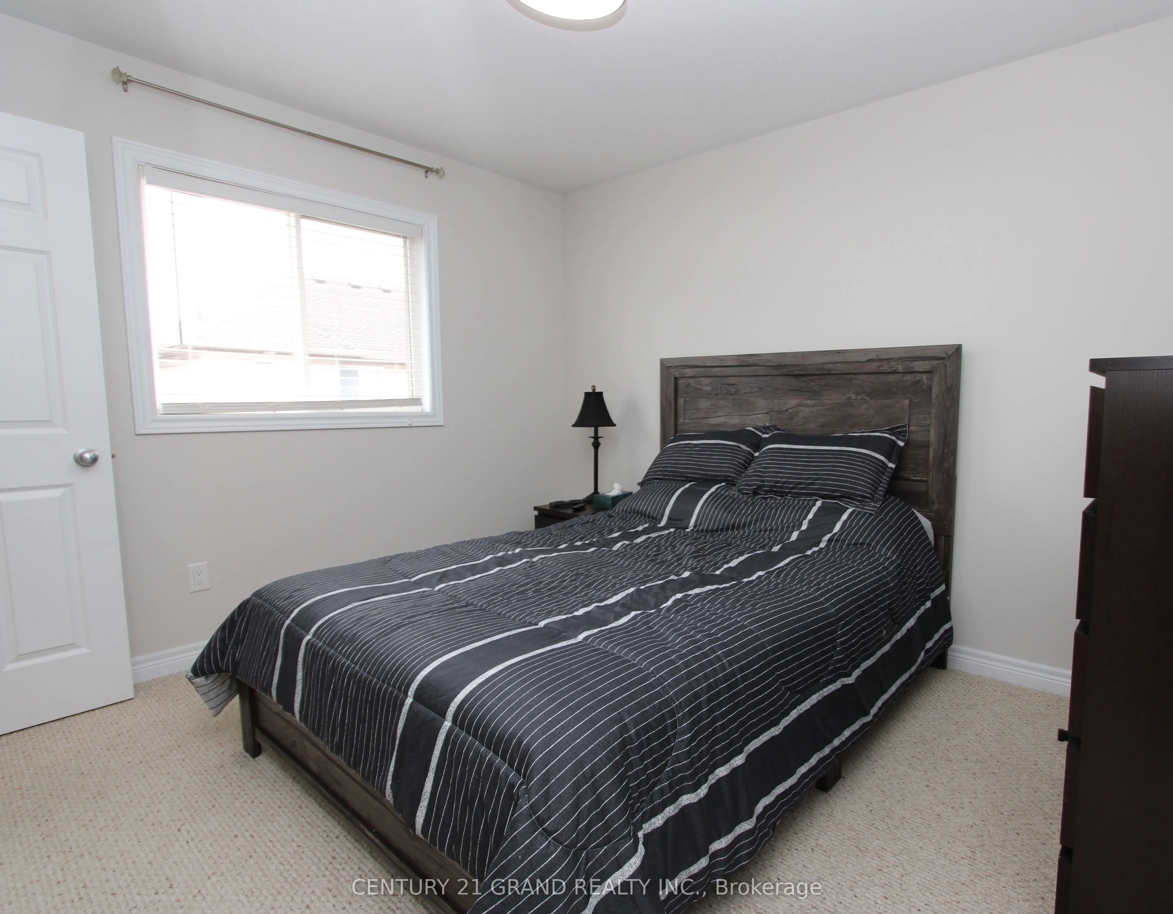 229 Springvalley Crescent