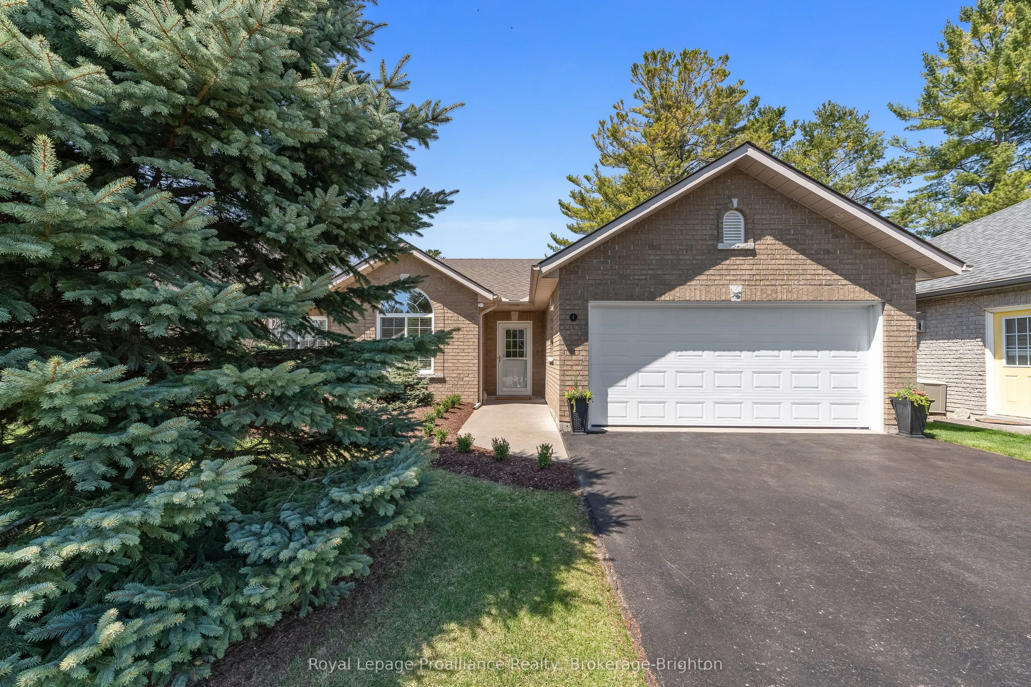4 Birch Court
