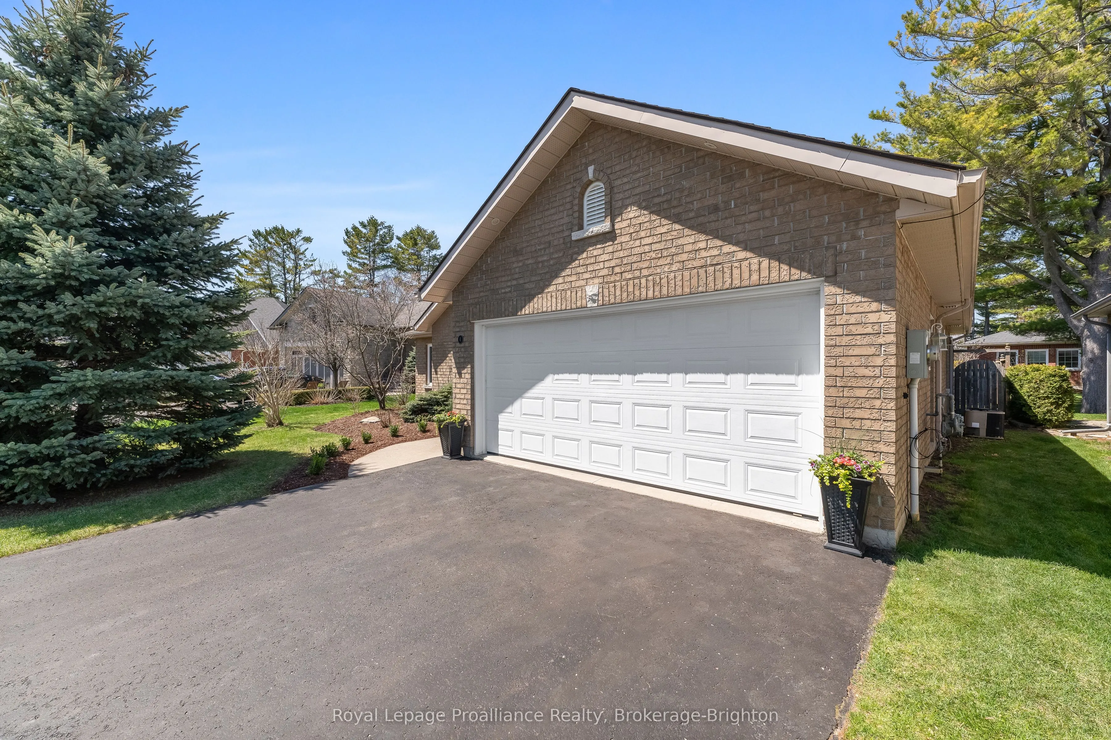 4 Birch Court