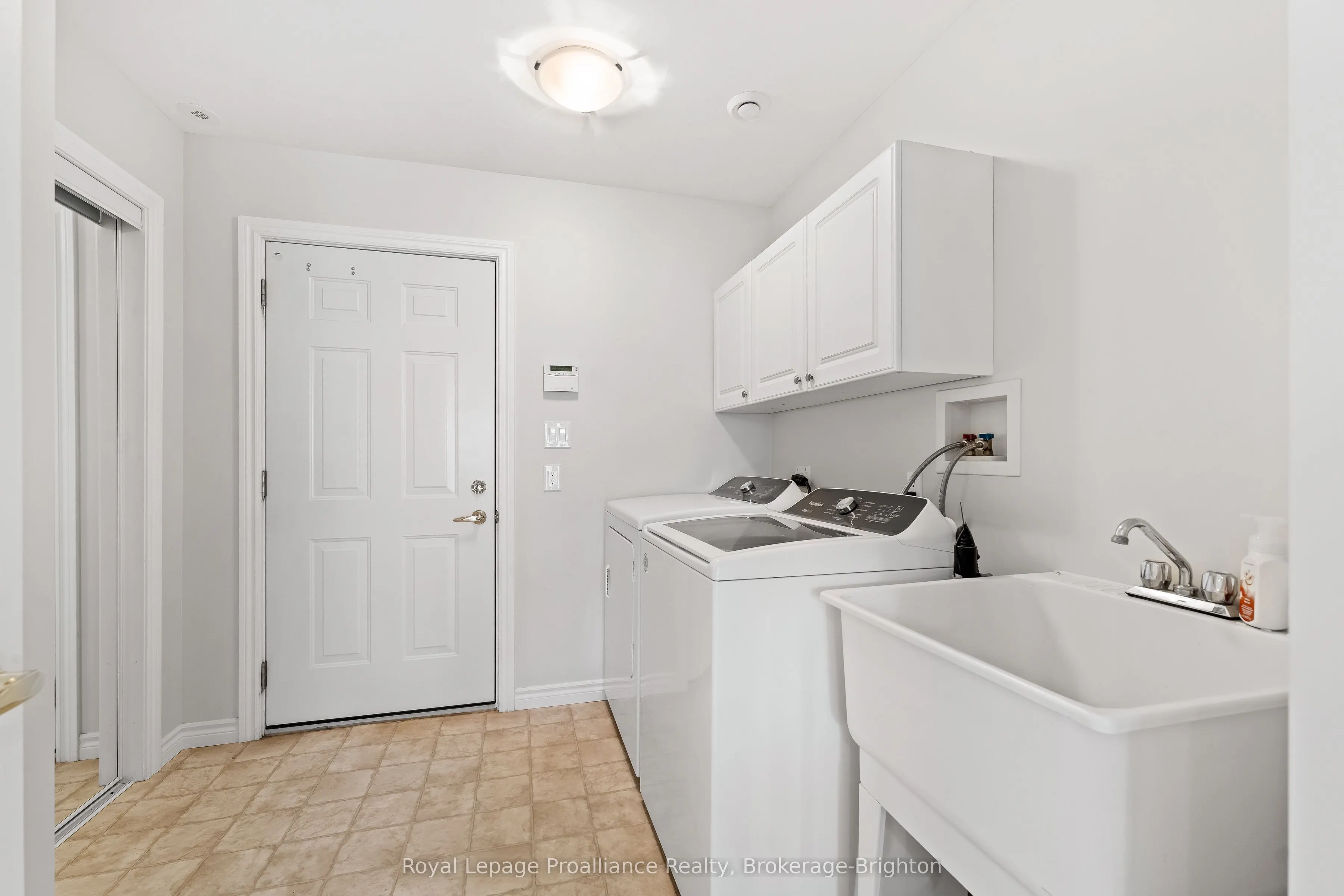 4 Birch Court