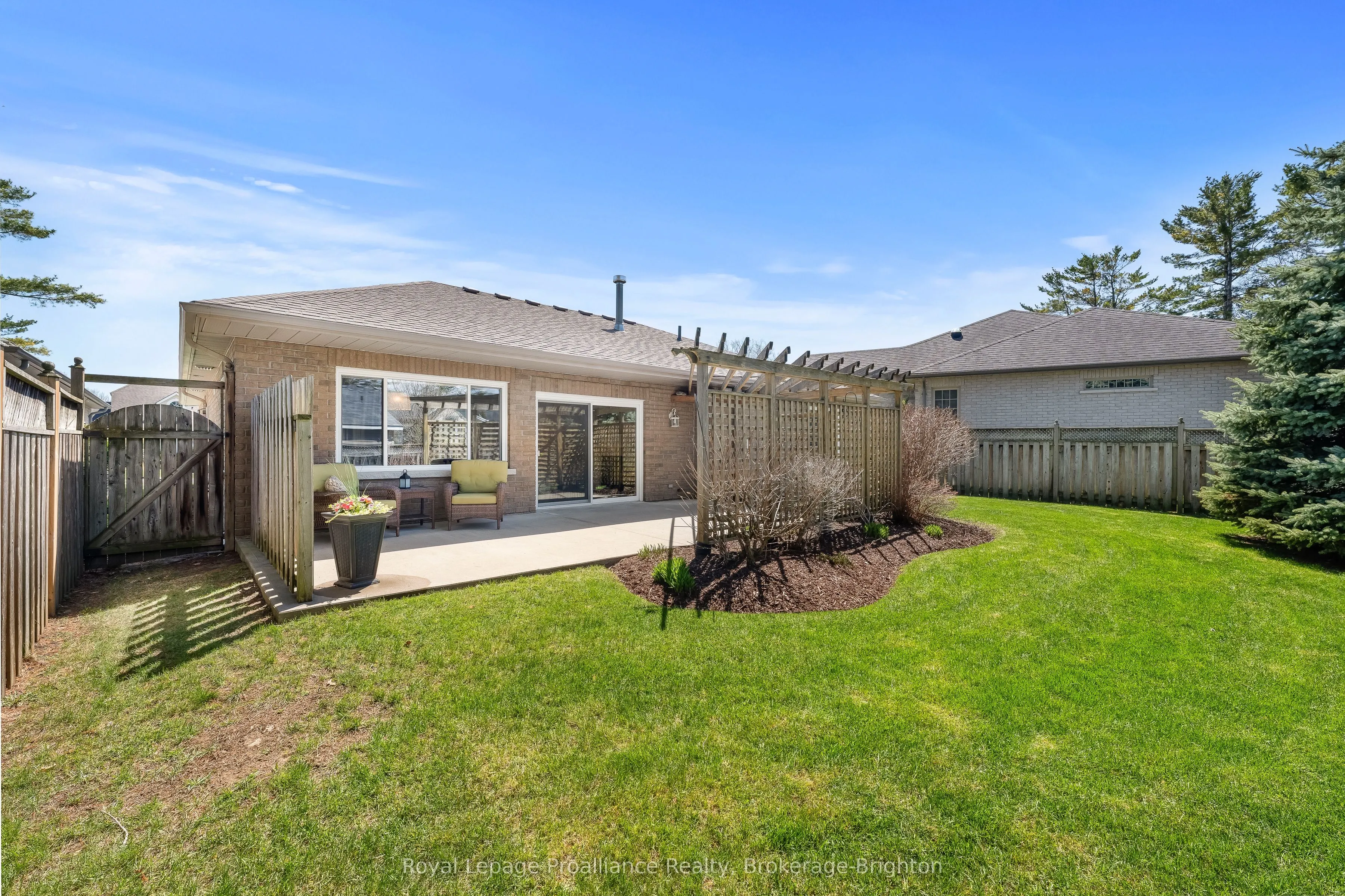 4 Birch Court