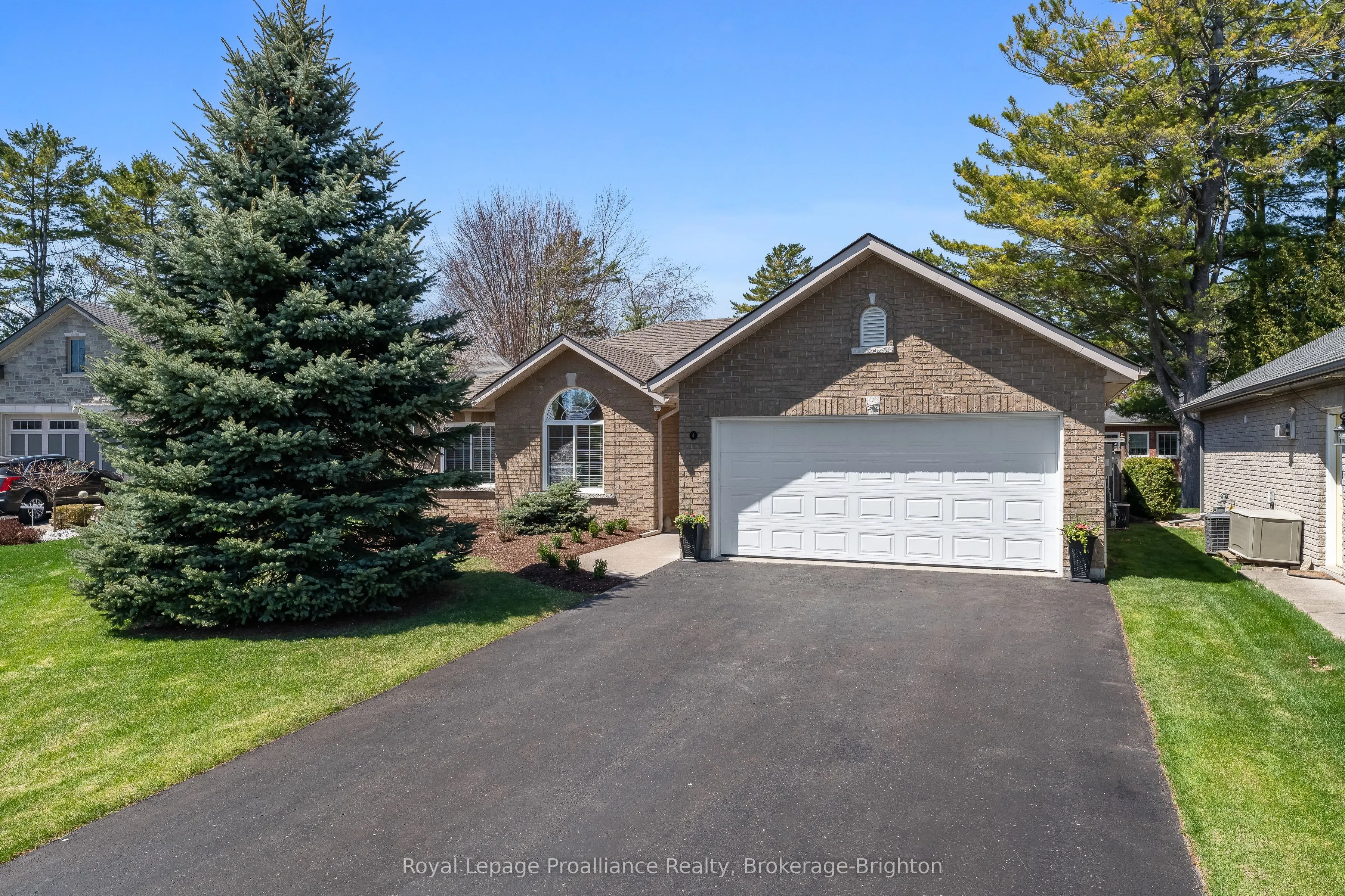 4 Birch Court