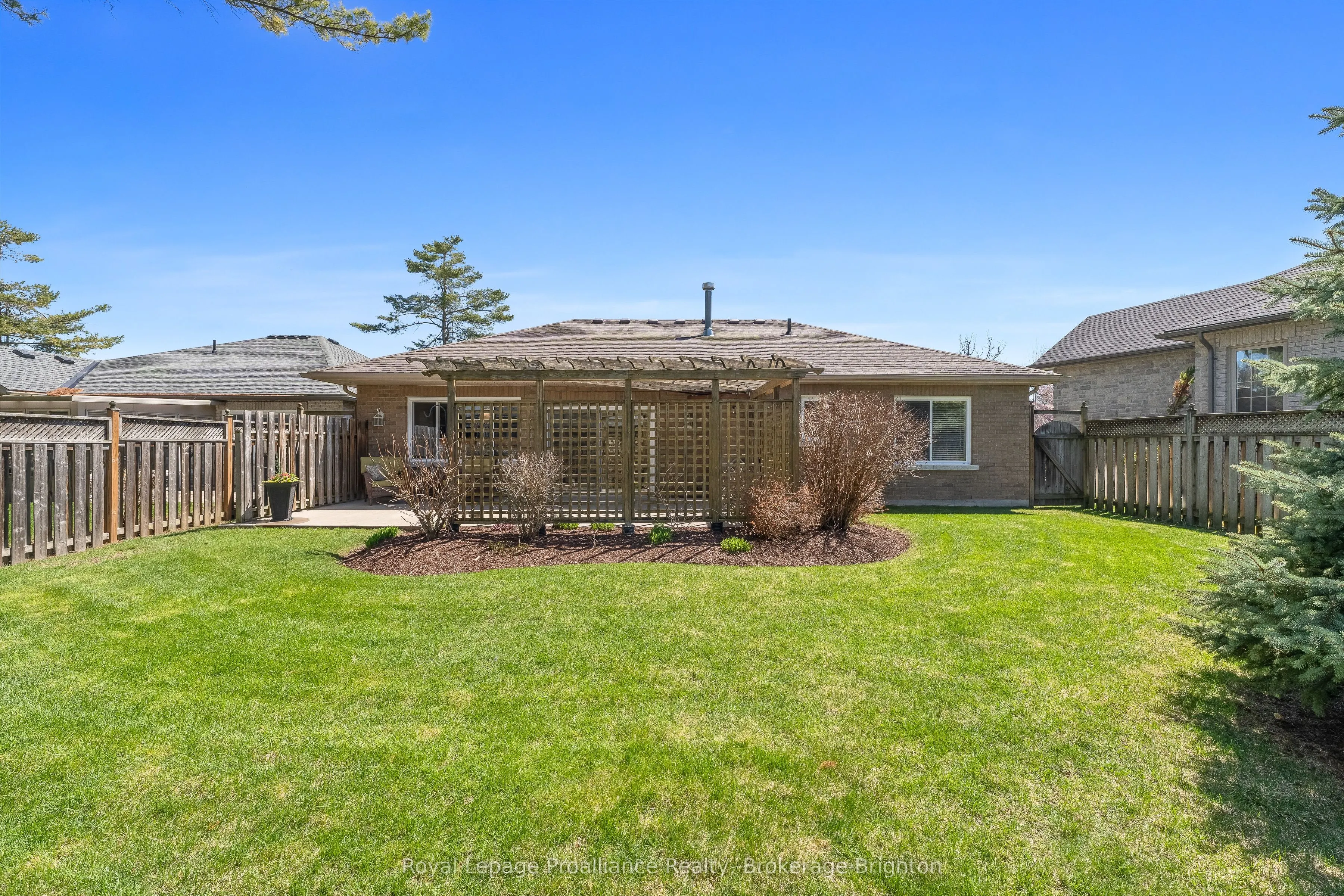 4 Birch Court