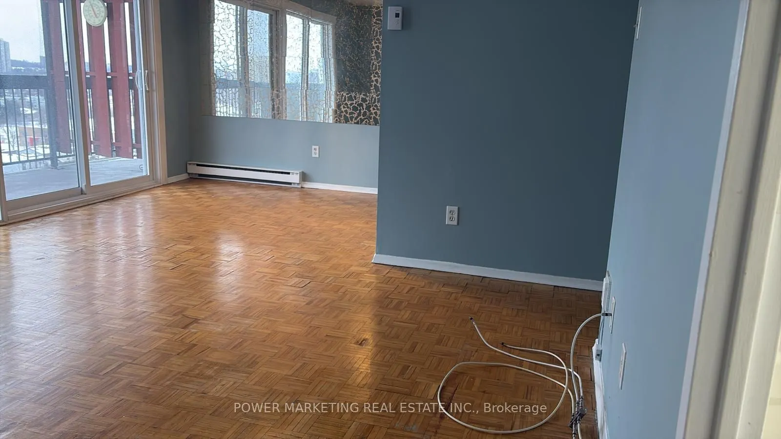 158B MCARTHUR Avenue #1604