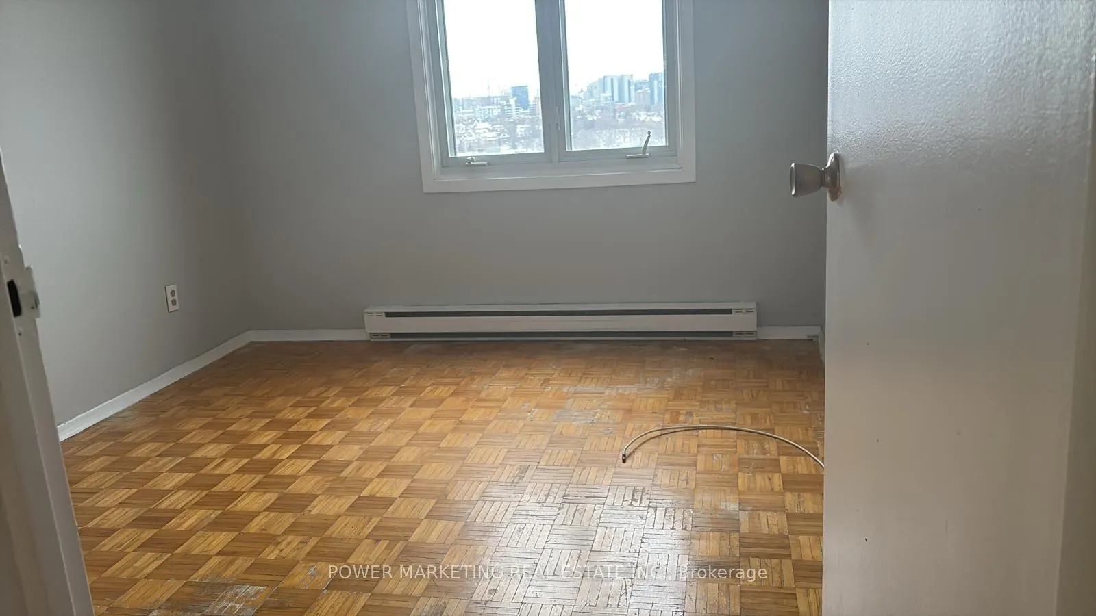 158B MCARTHUR Avenue #1604