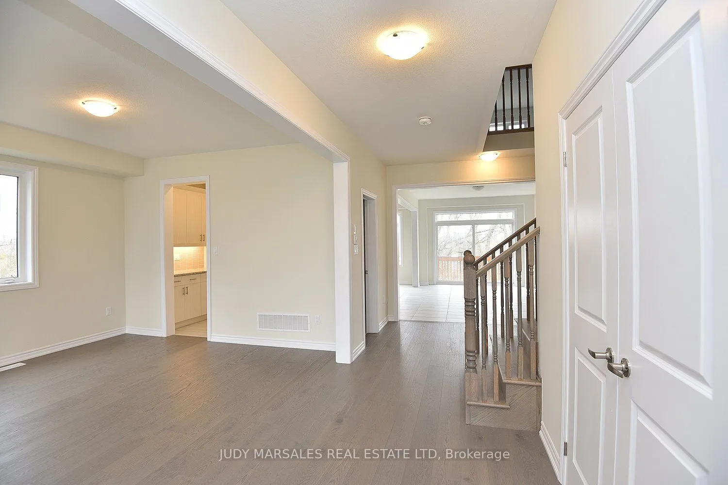42 Mears Place