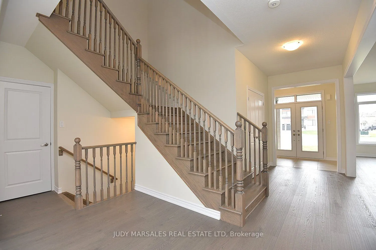 42 Mears Place