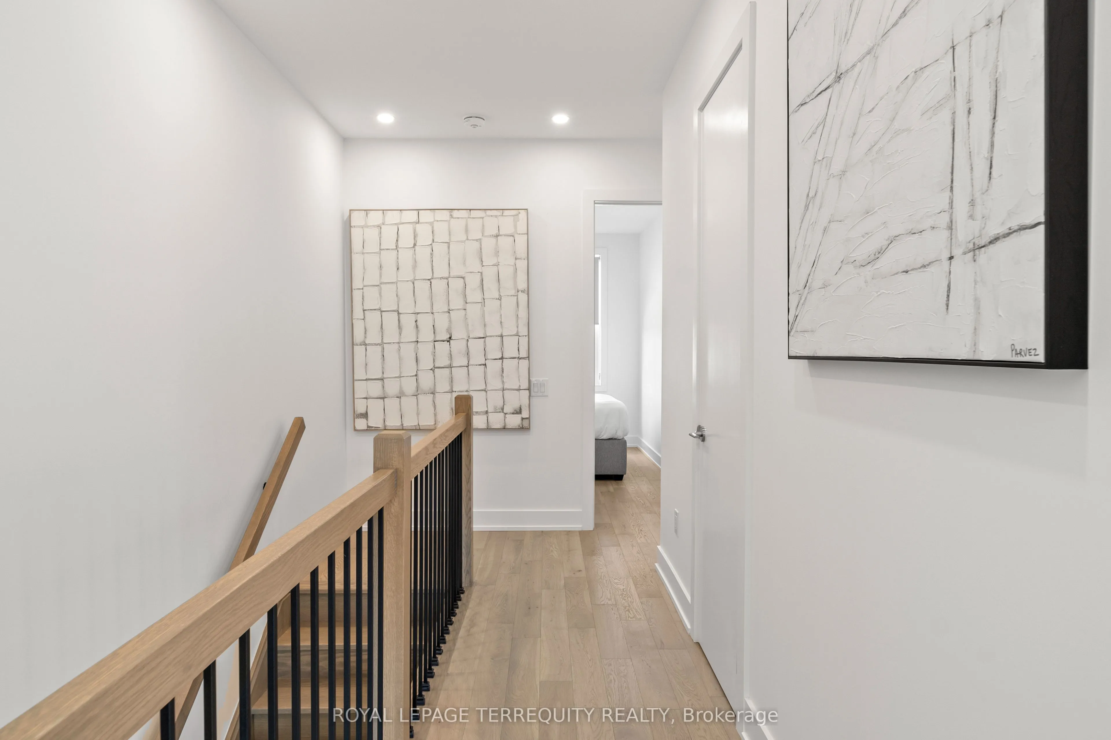 35 Rockmount Crescent