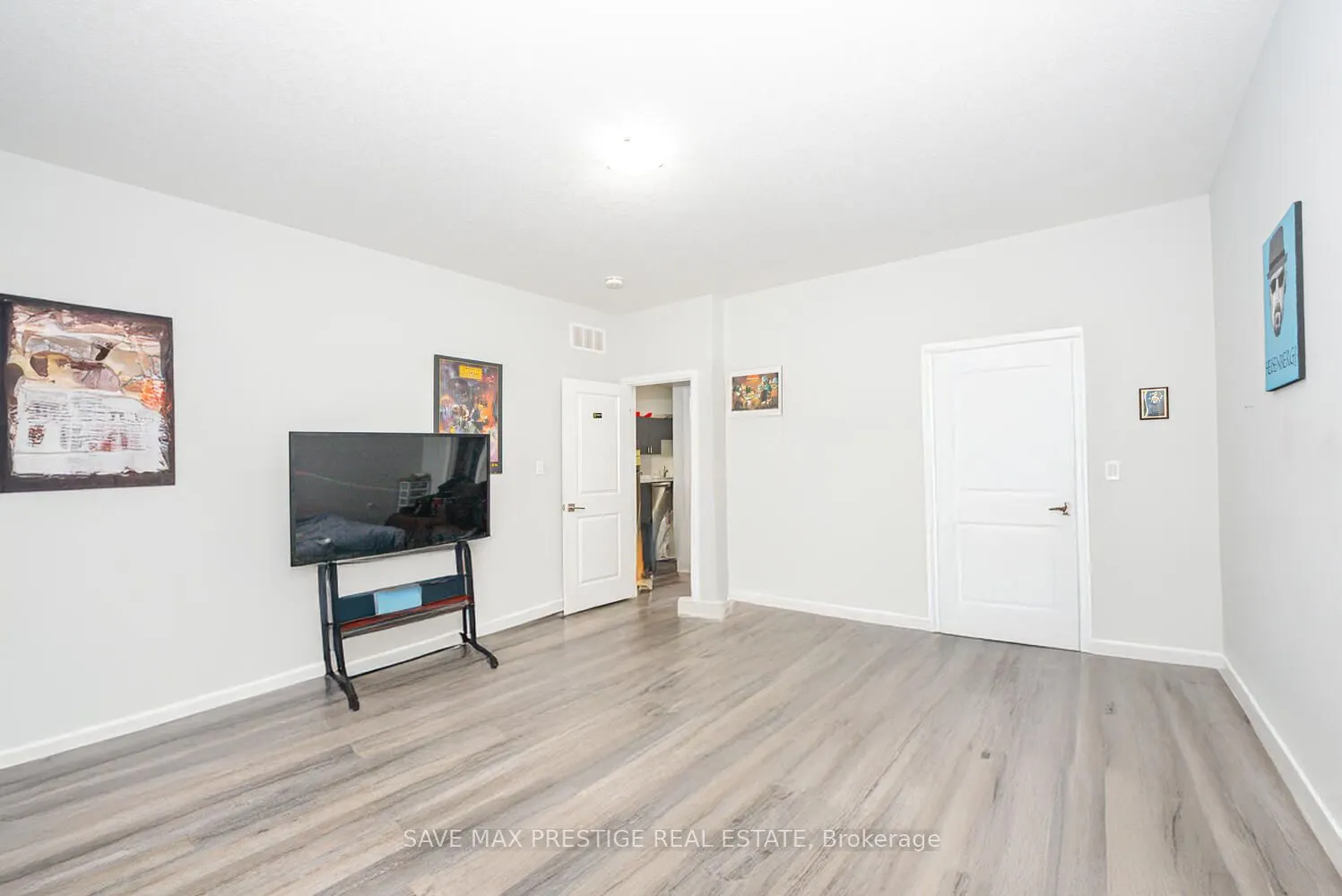 550 Grey Street #11