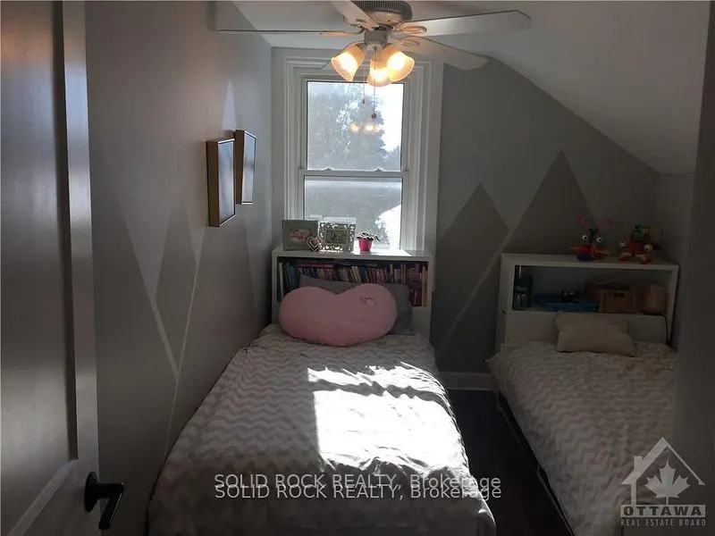 1368-1370 Meadow Drive