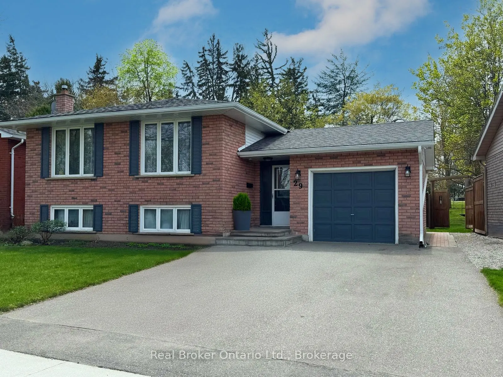 29 Allensgate Drive