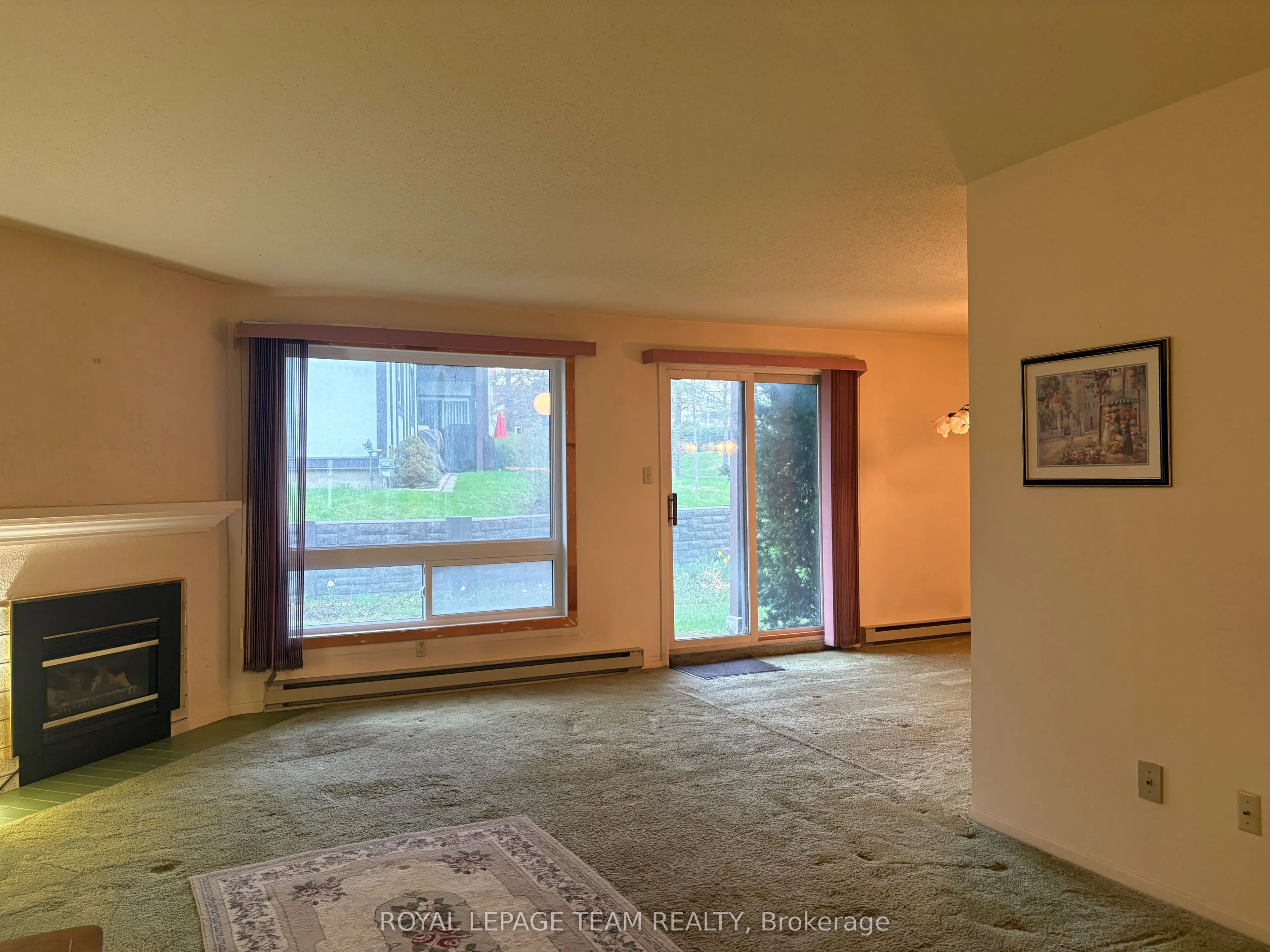 7 Harness Lane #B