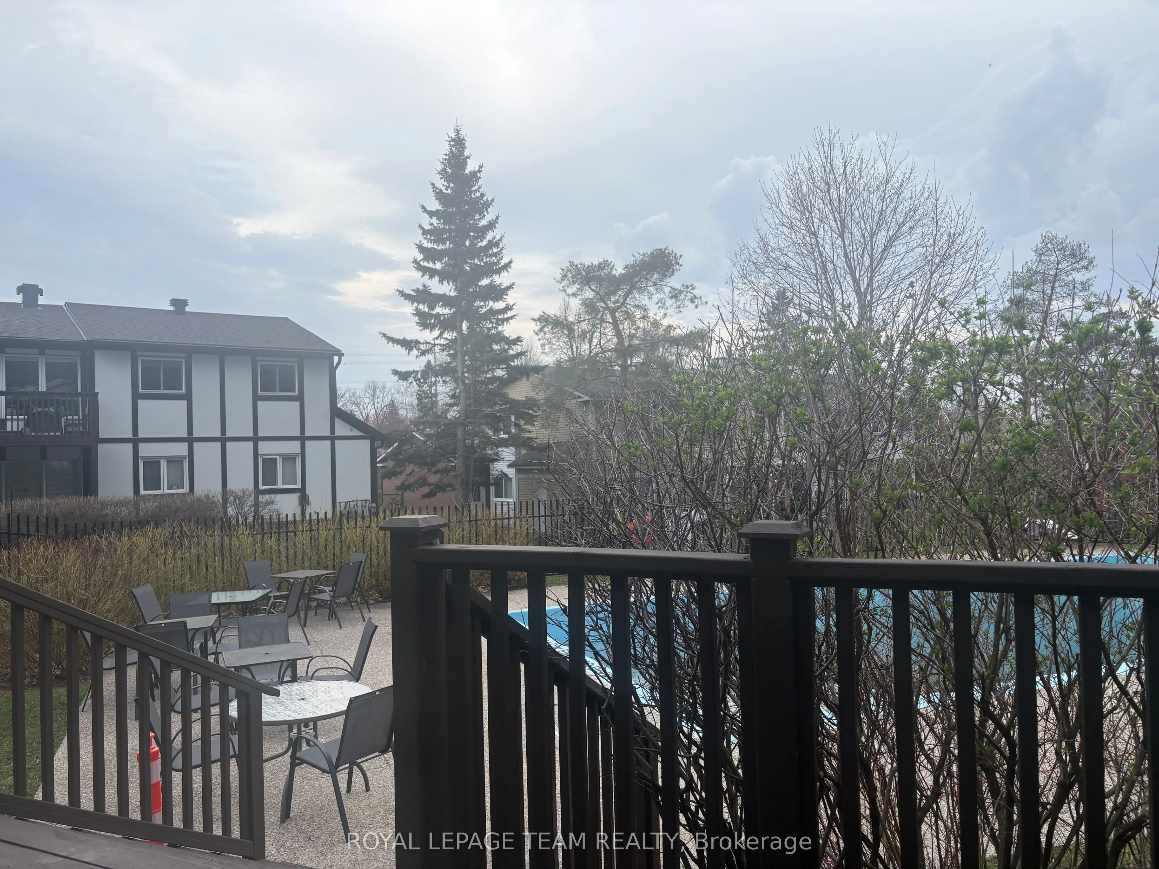7 Harness Lane #B