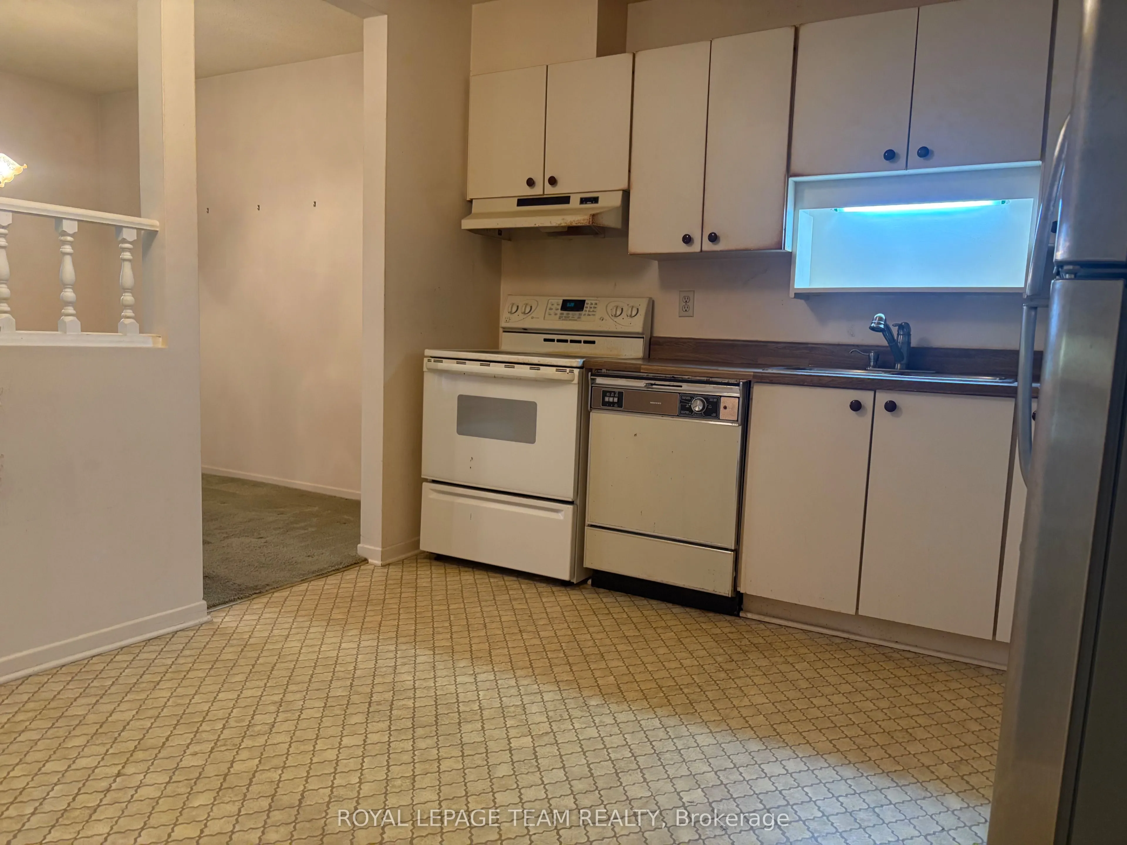 7 Harness Lane #B