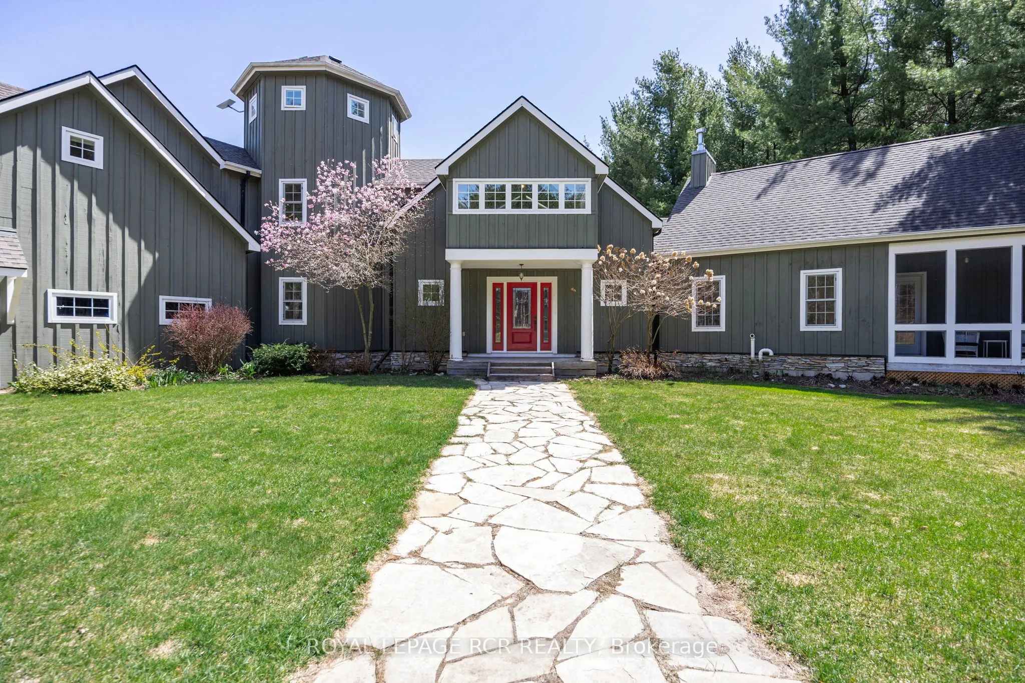 428510 25th Side Road