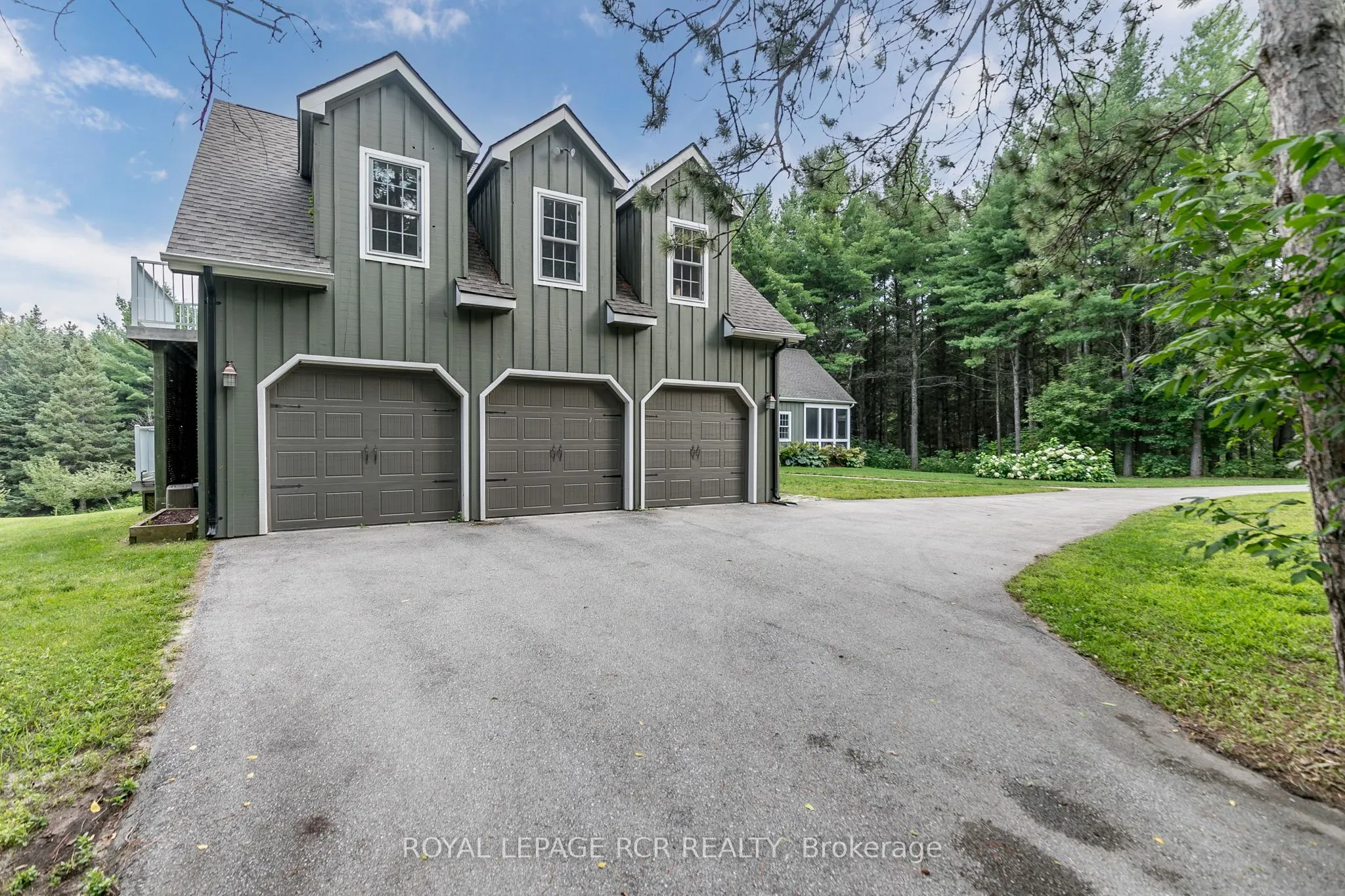 428510 25th Side Road