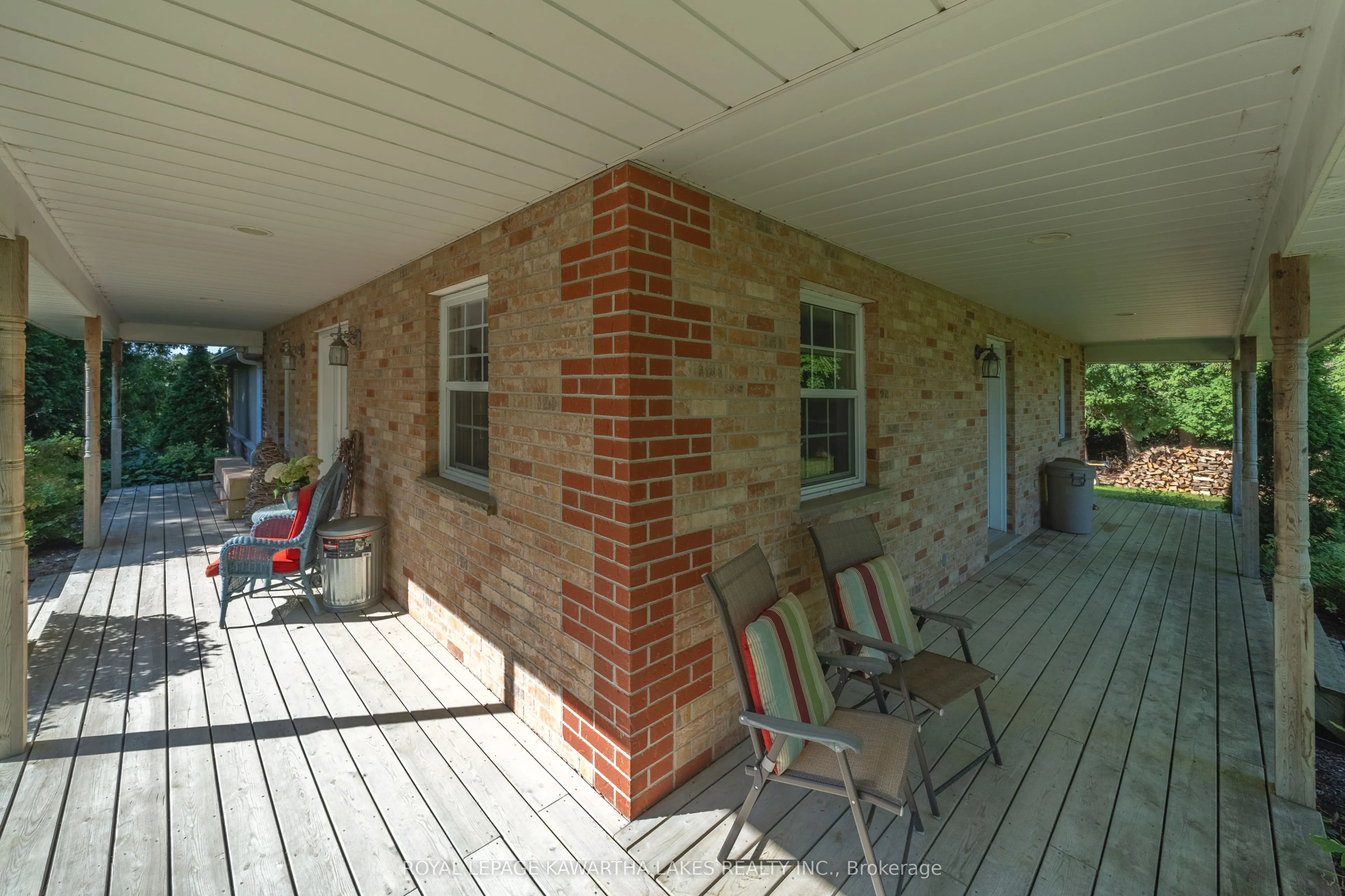 890 Woodville Road