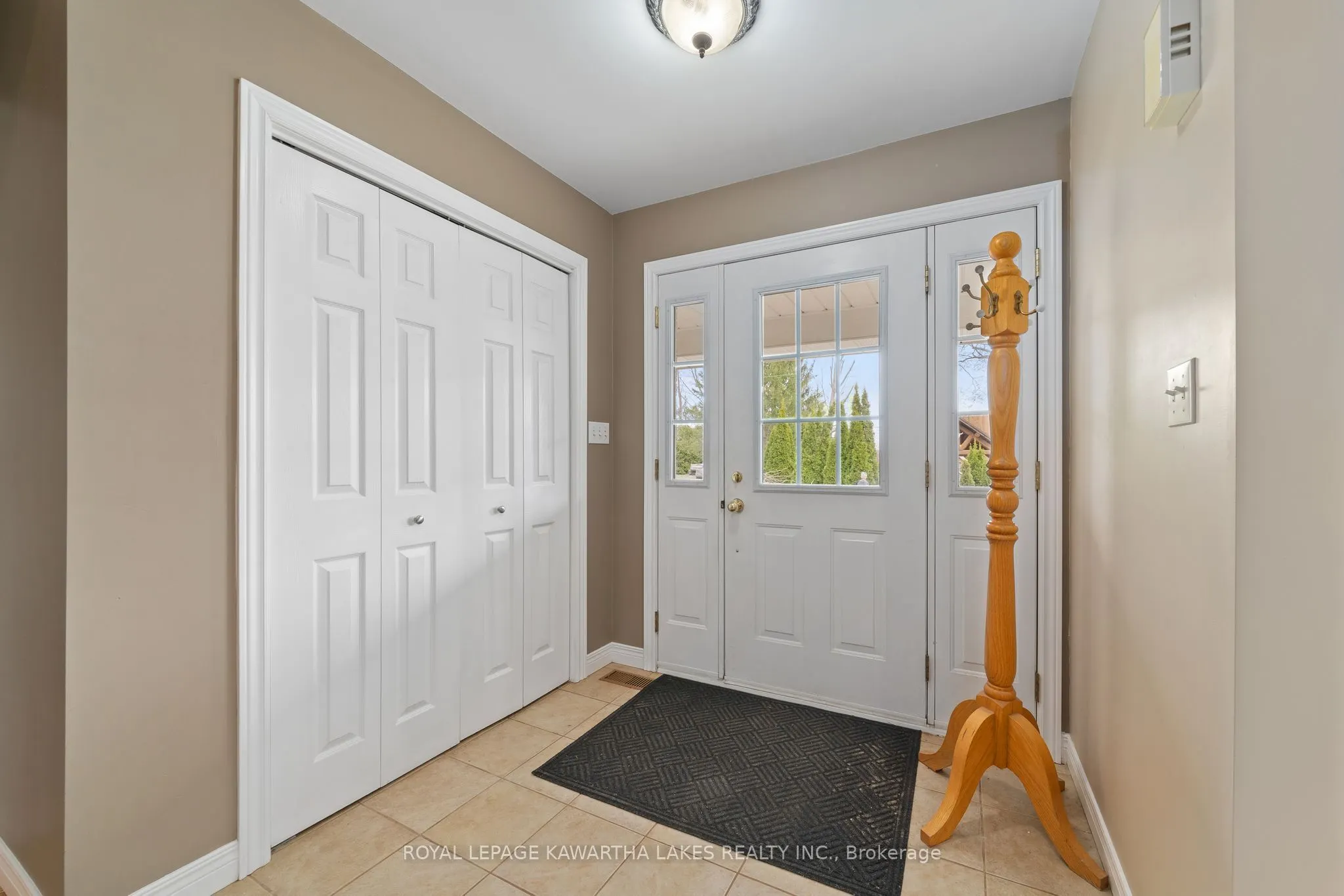 890 Woodville Road