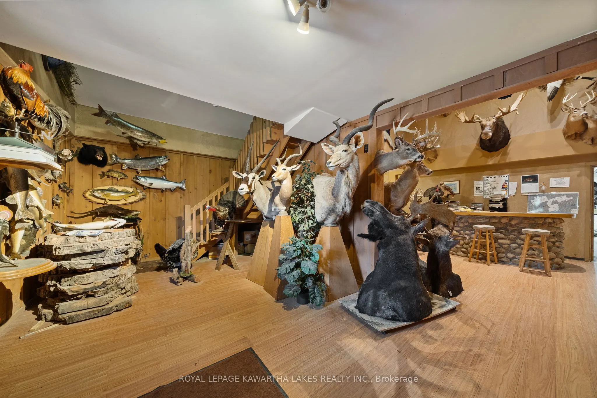 890 Woodville Road