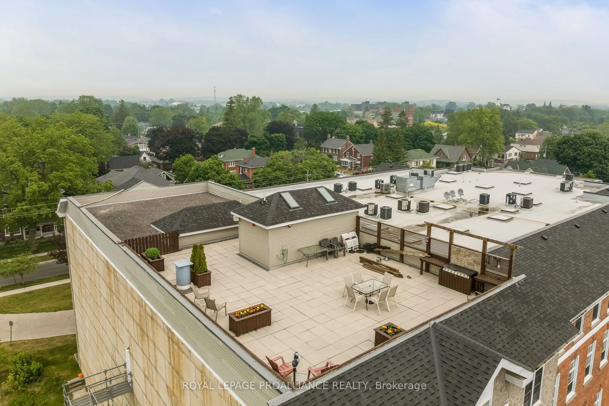 323 George Street, #403
