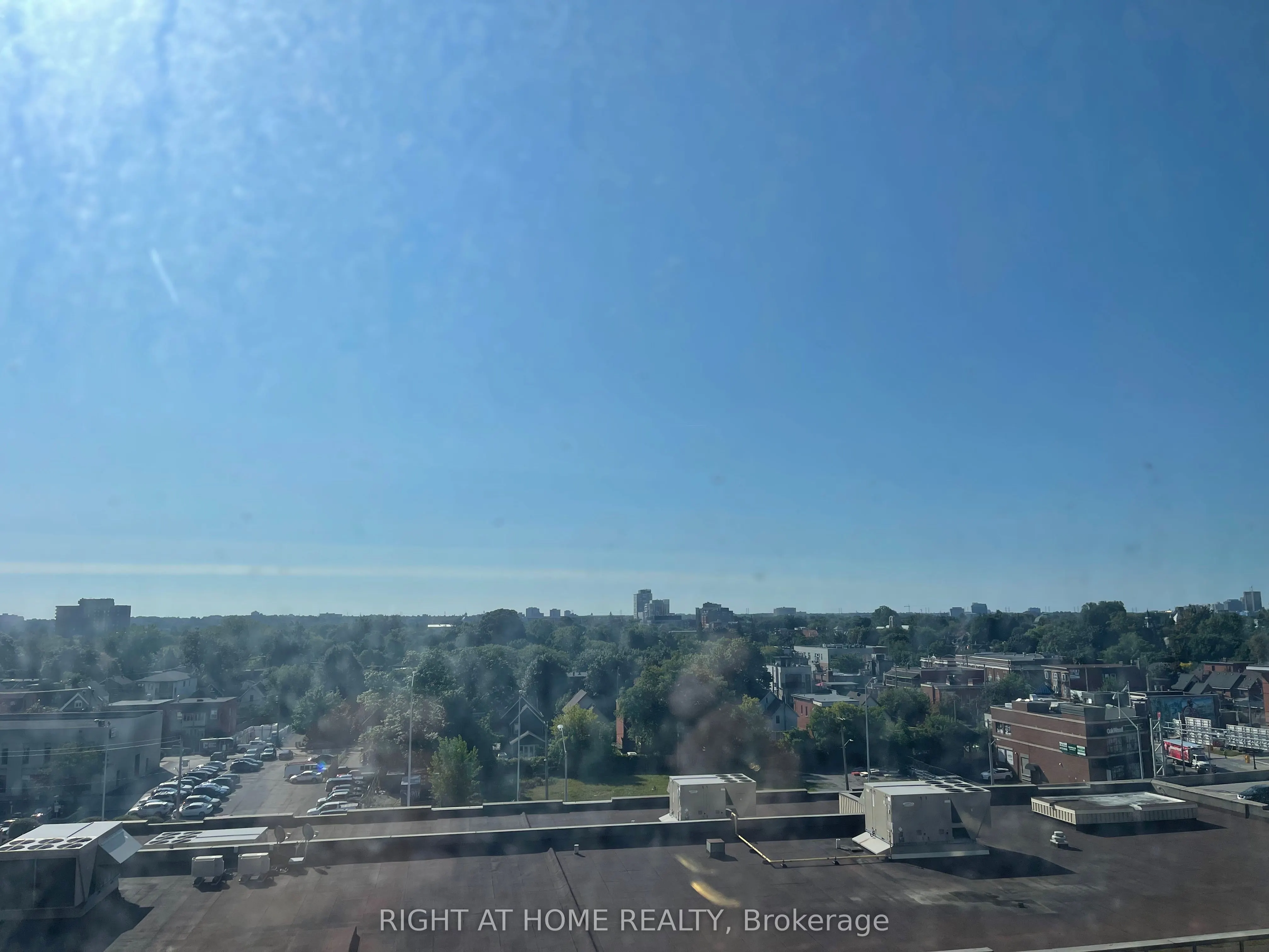 203 CATHERINE Street #705
