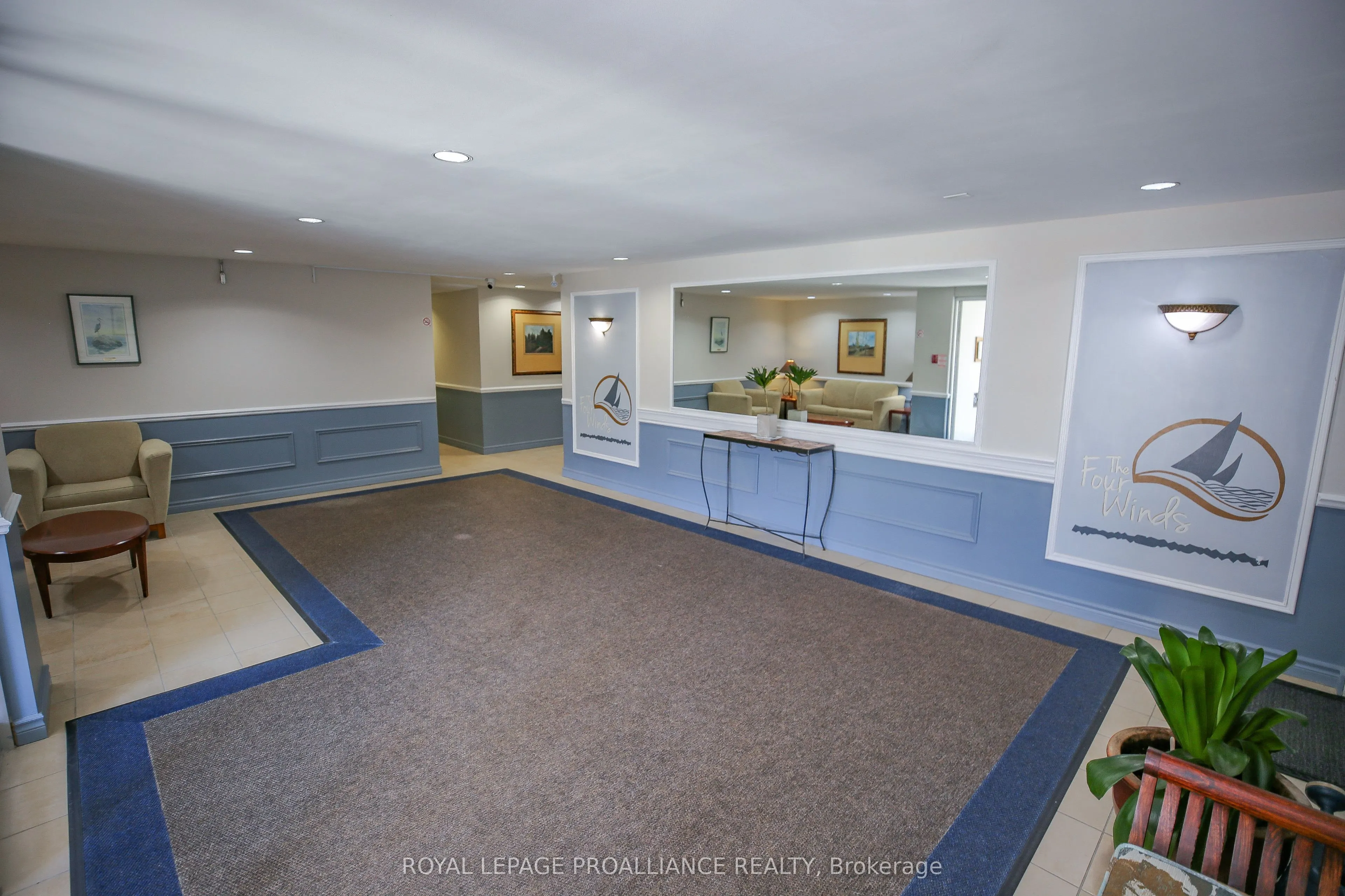 109 King Street E #904