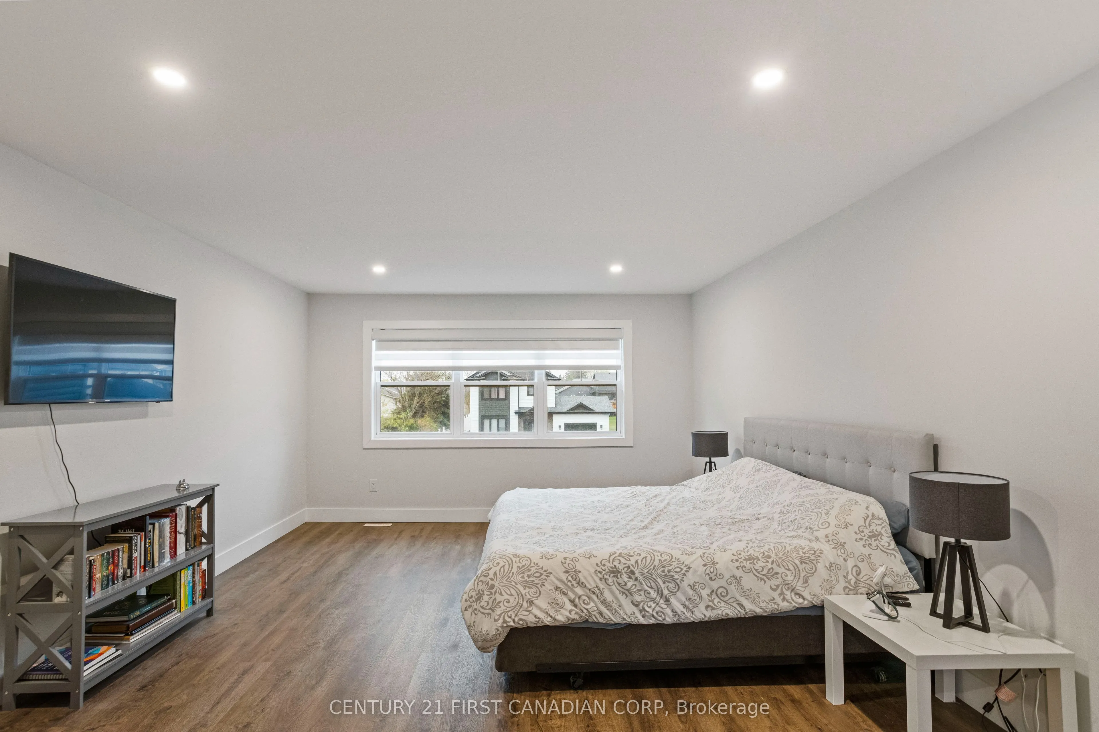 1 Helen Court