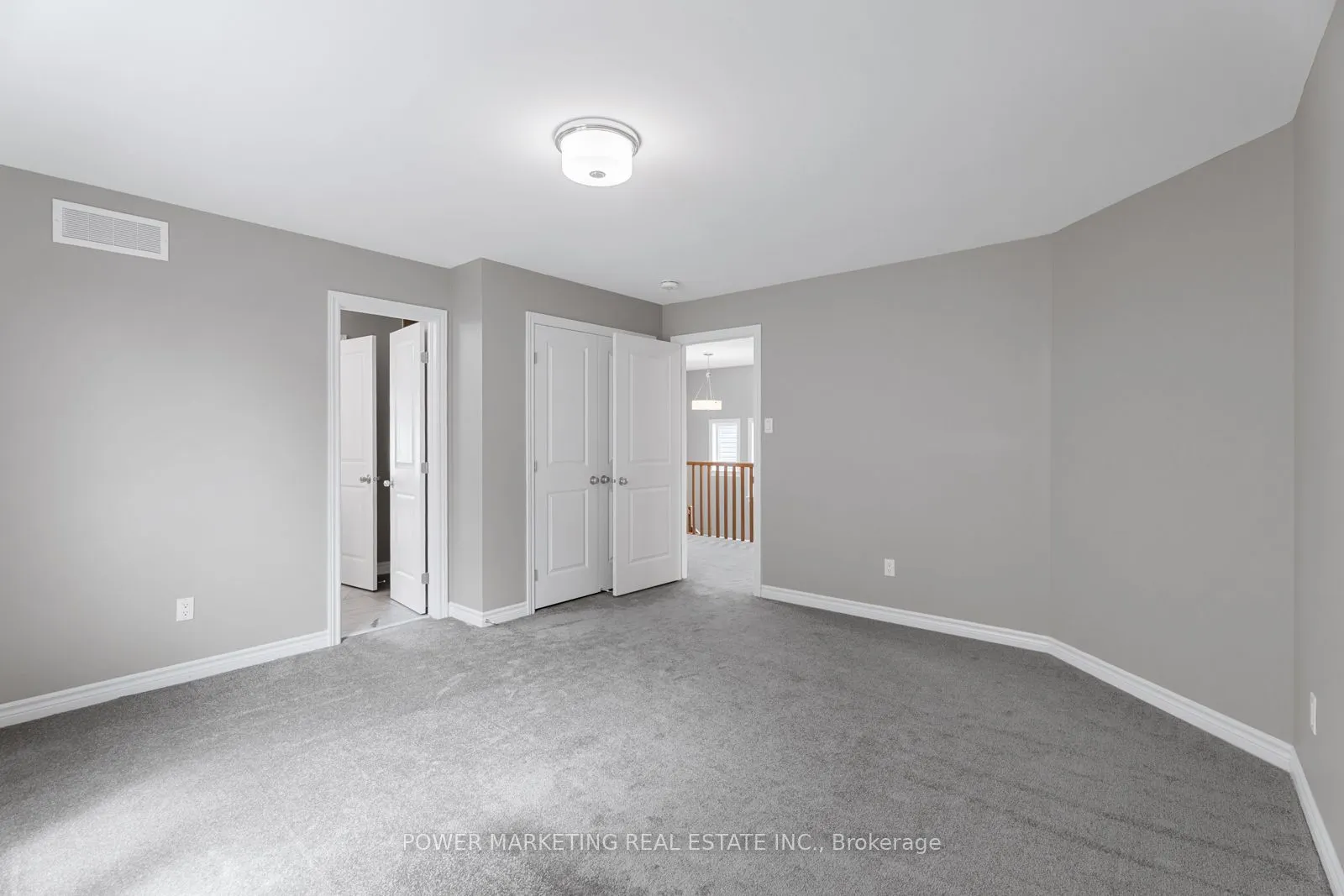 848 SNOWDROP Crescent