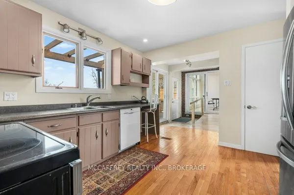 79 River Road