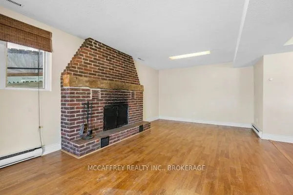 79 River Road
