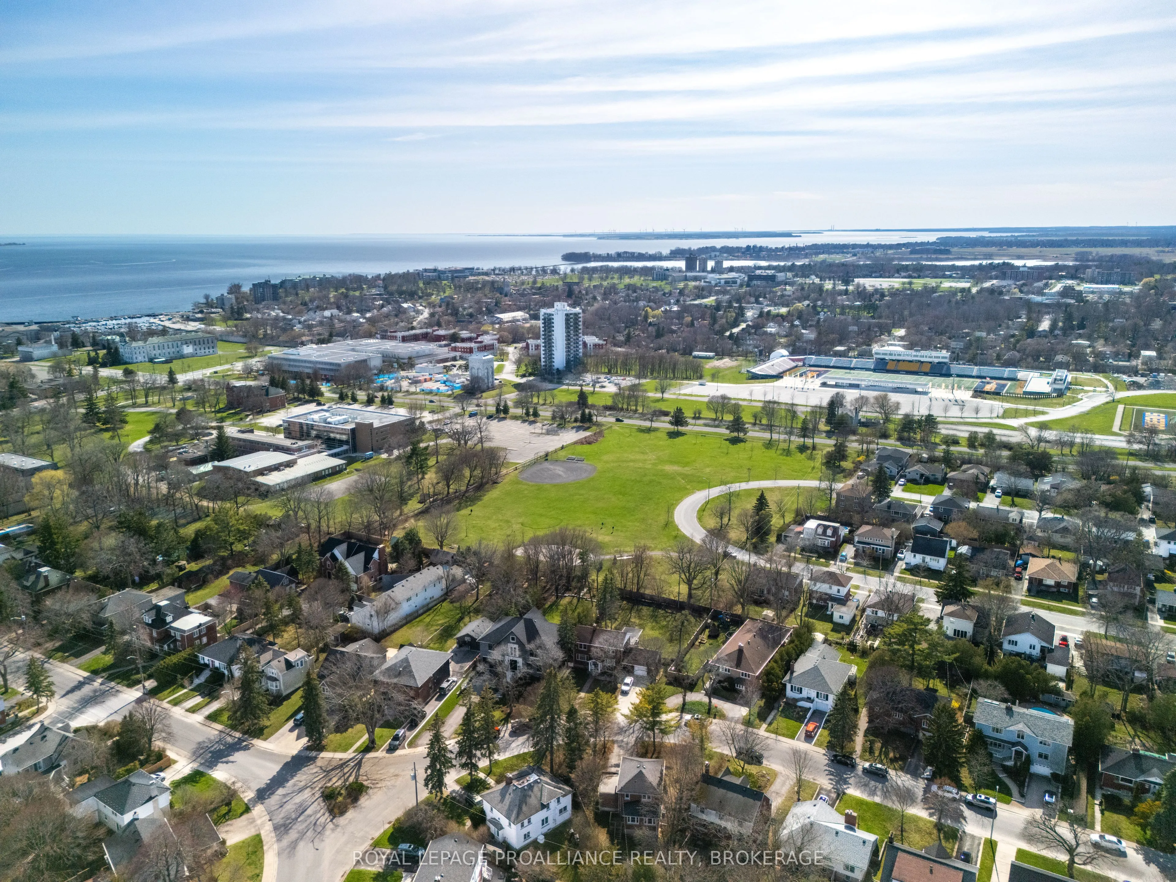 124 Churchill Crescent