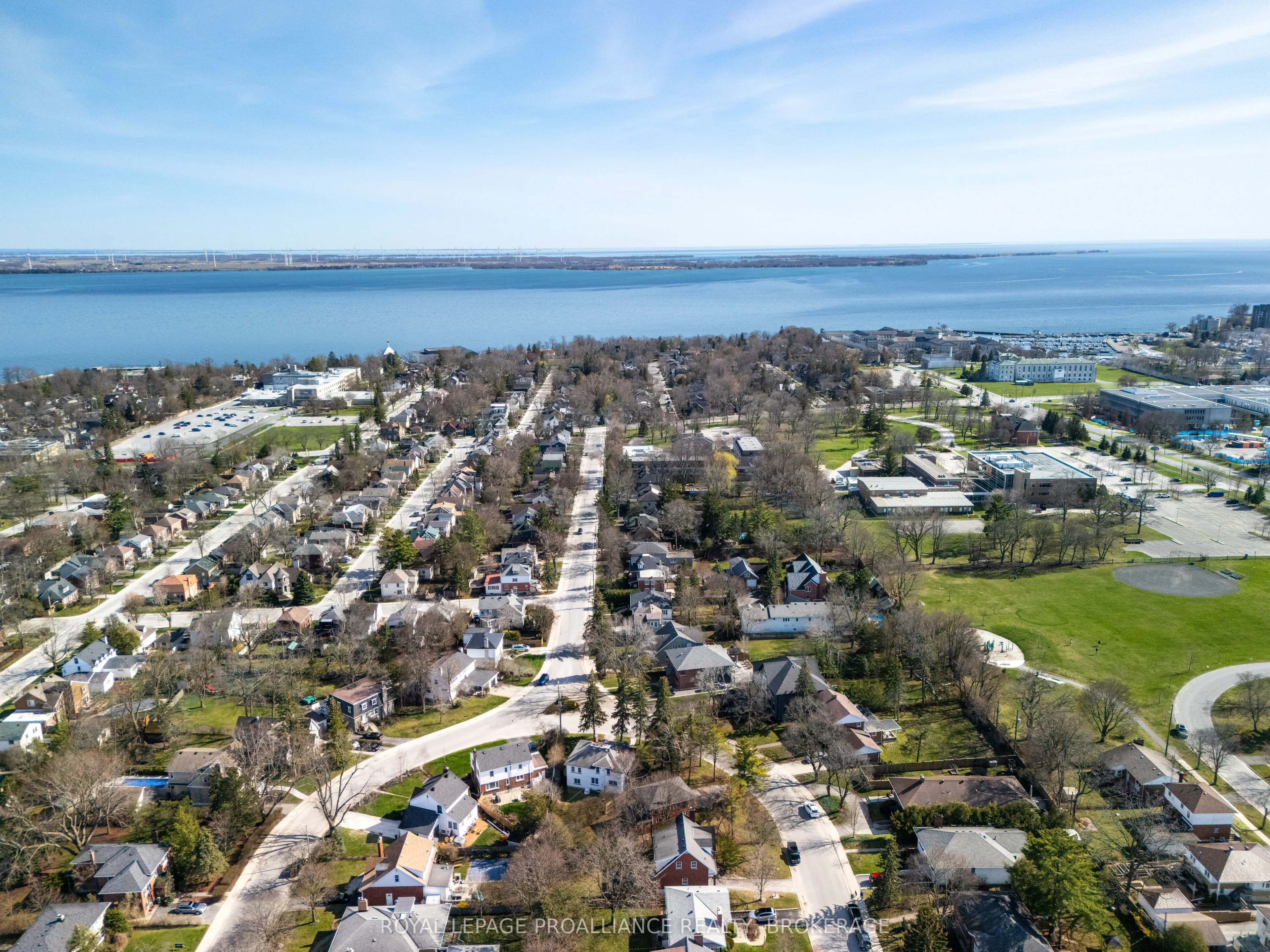 124 Churchill Crescent