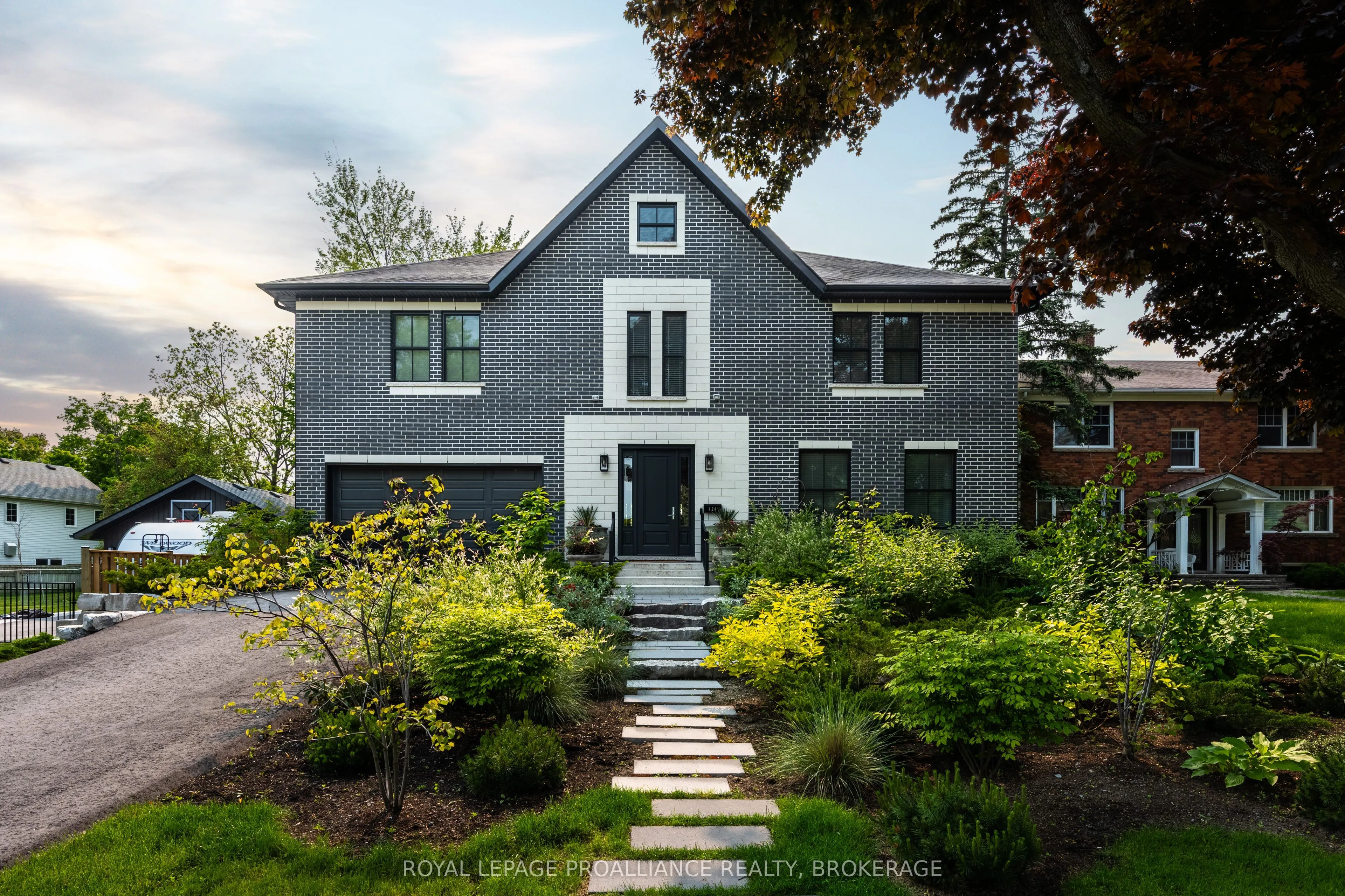 124 Churchill Crescent
