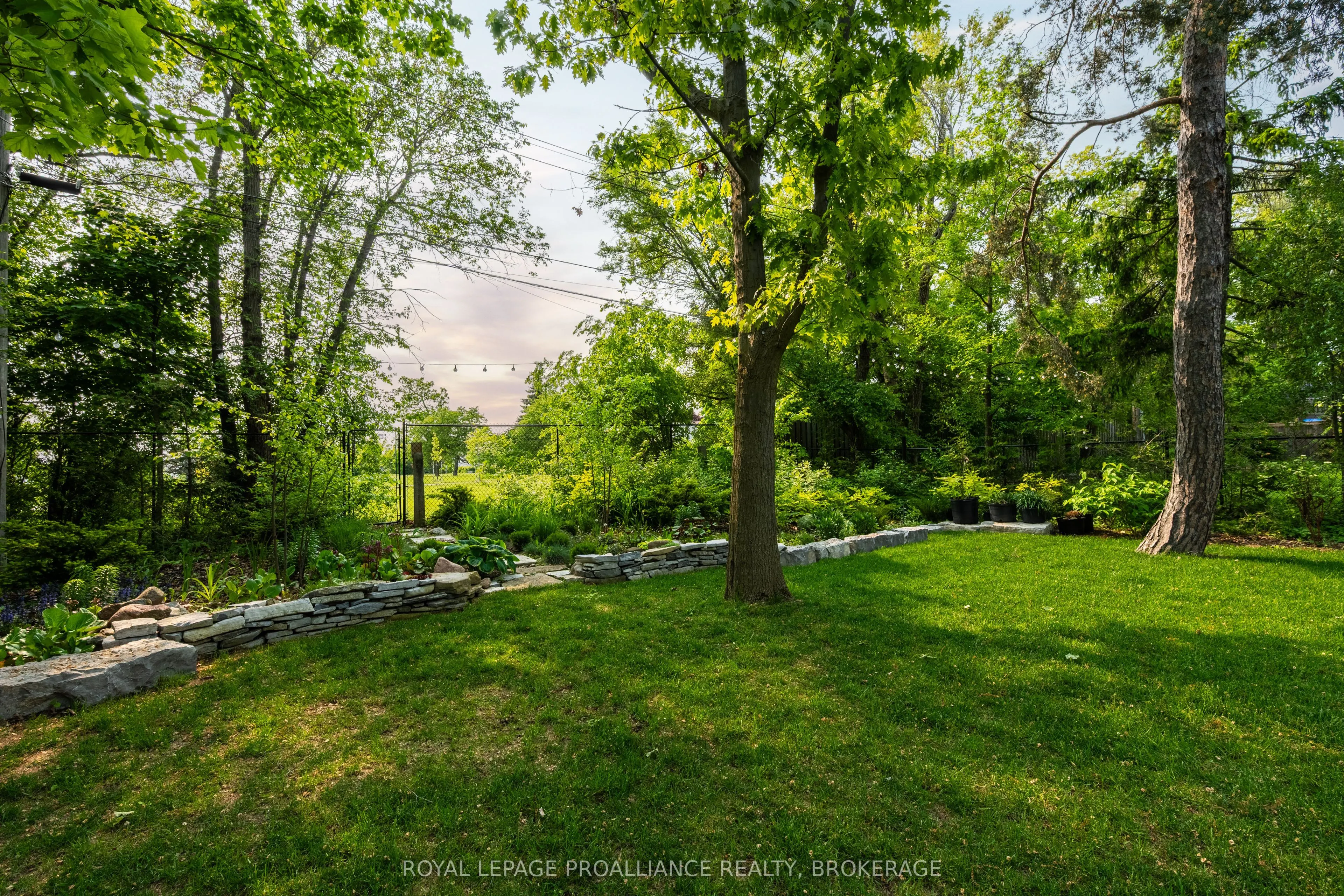 124 Churchill Crescent