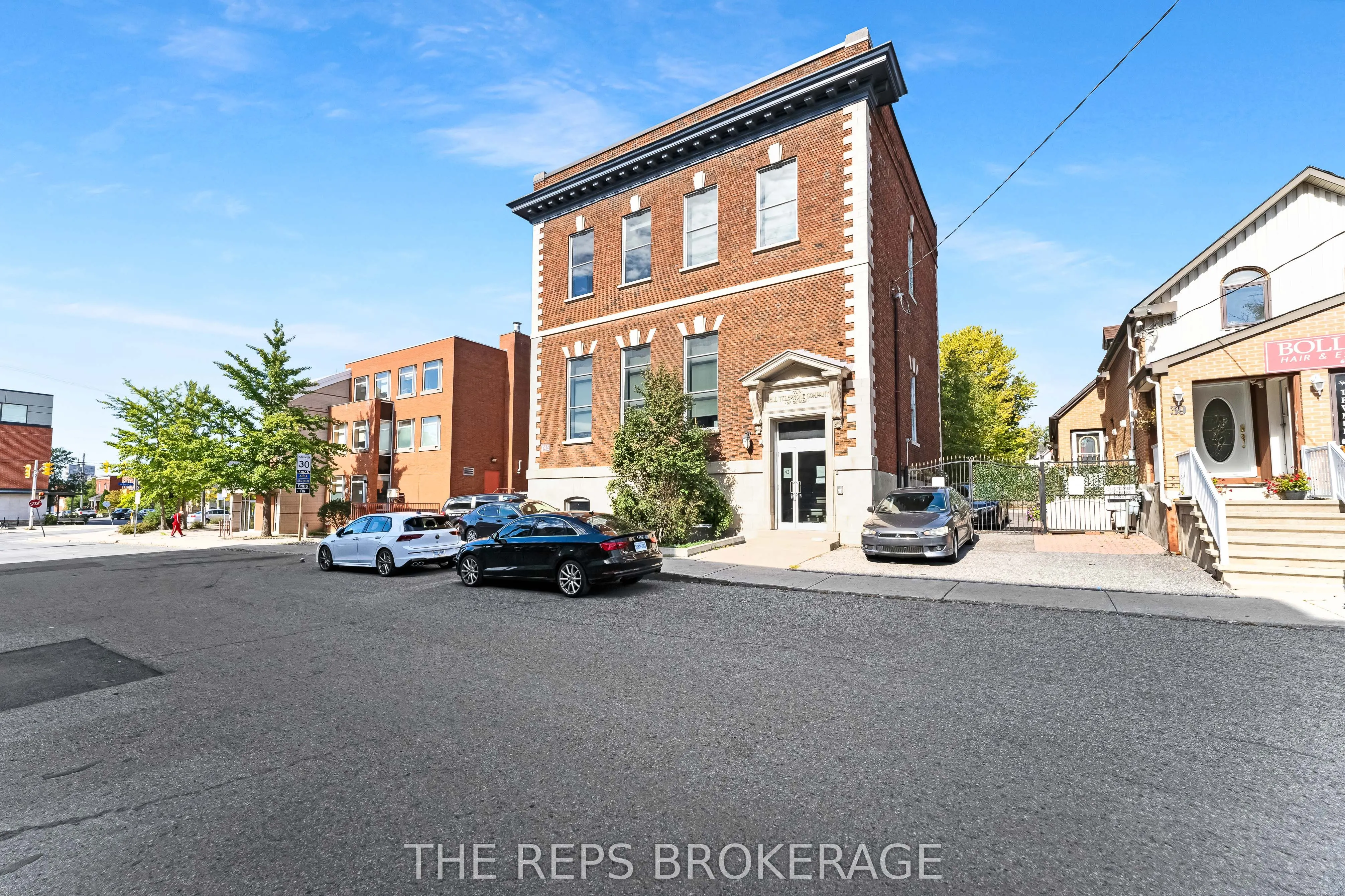 43-45 Eccles Street W