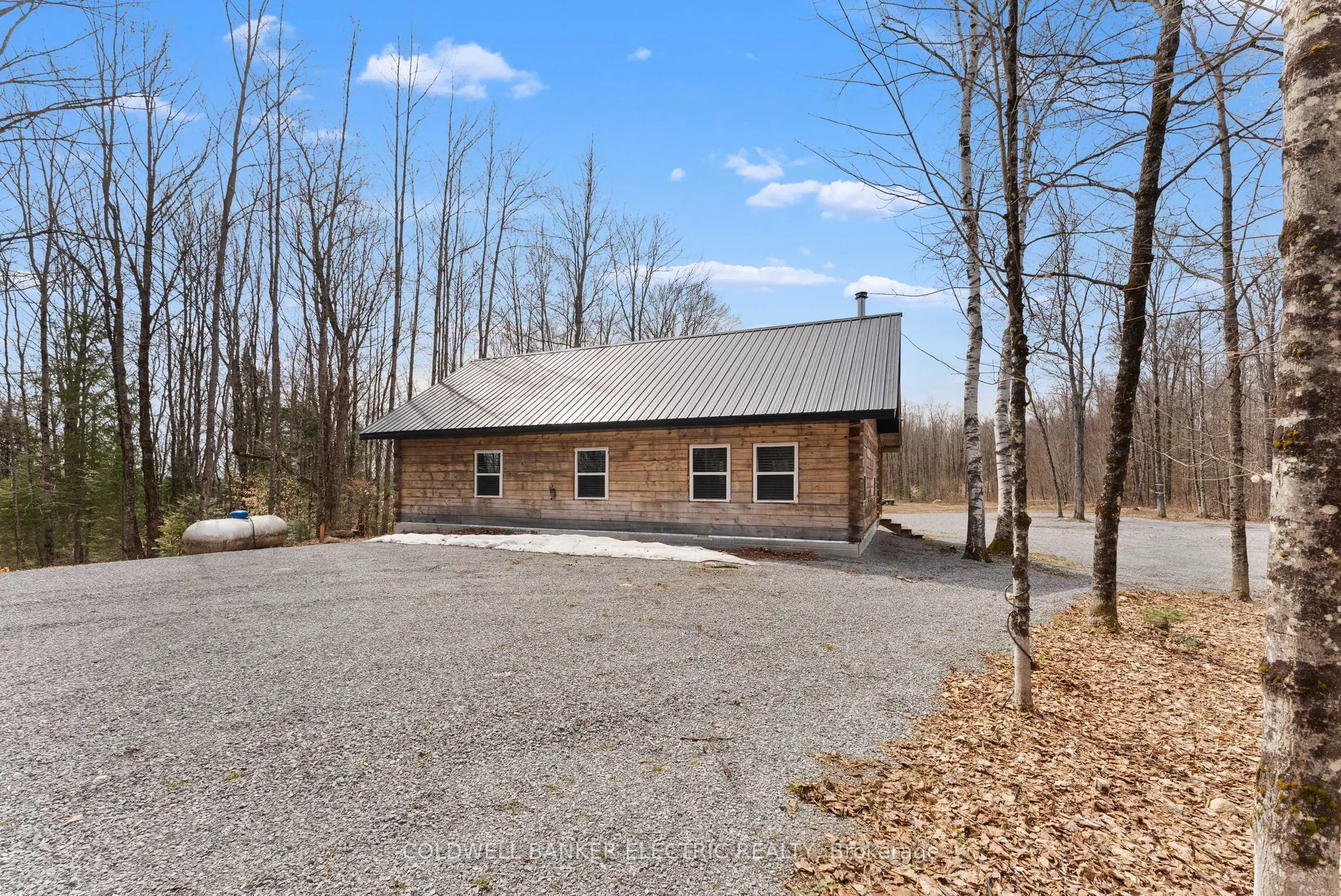 2075 Dyno Road
