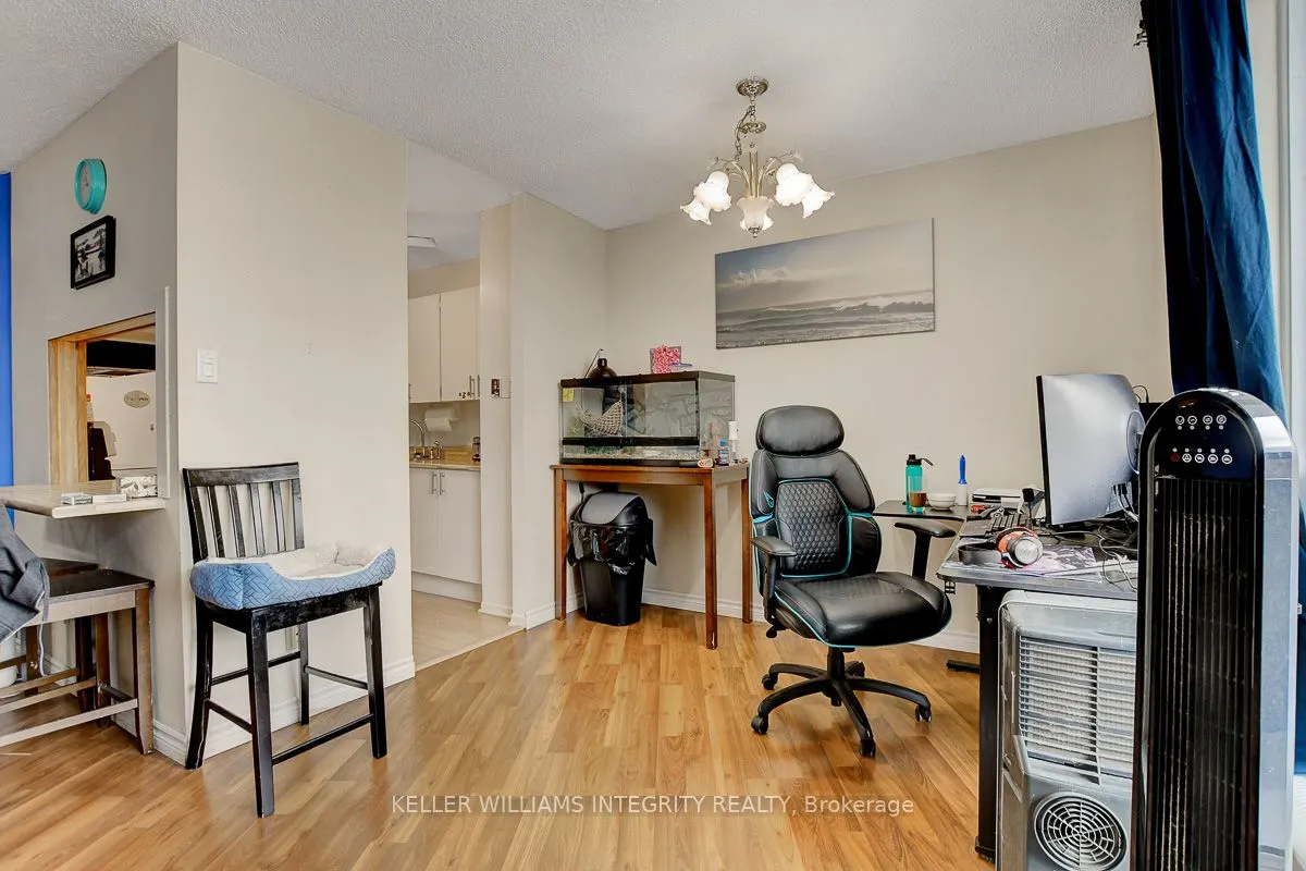 2000 Jasmine Crescent, #206