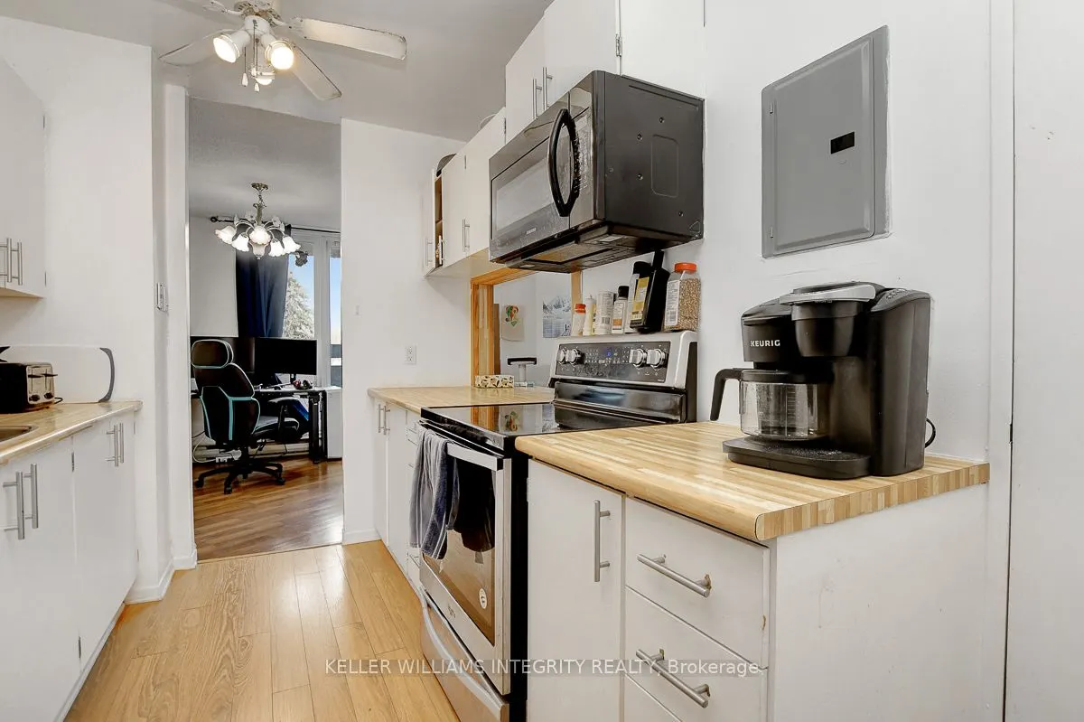 2000 Jasmine Crescent, #206