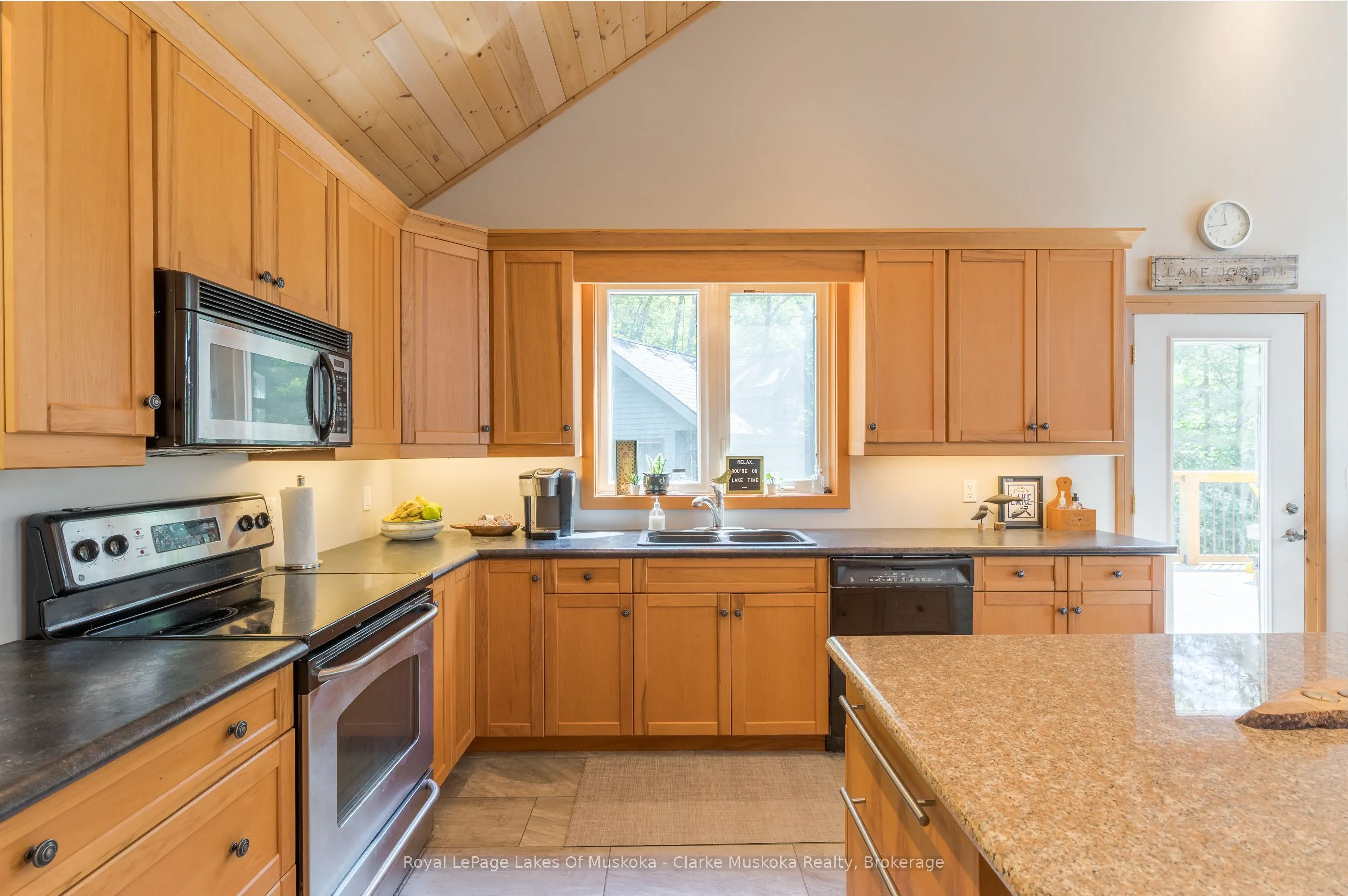 1298 Hemlock Point Road