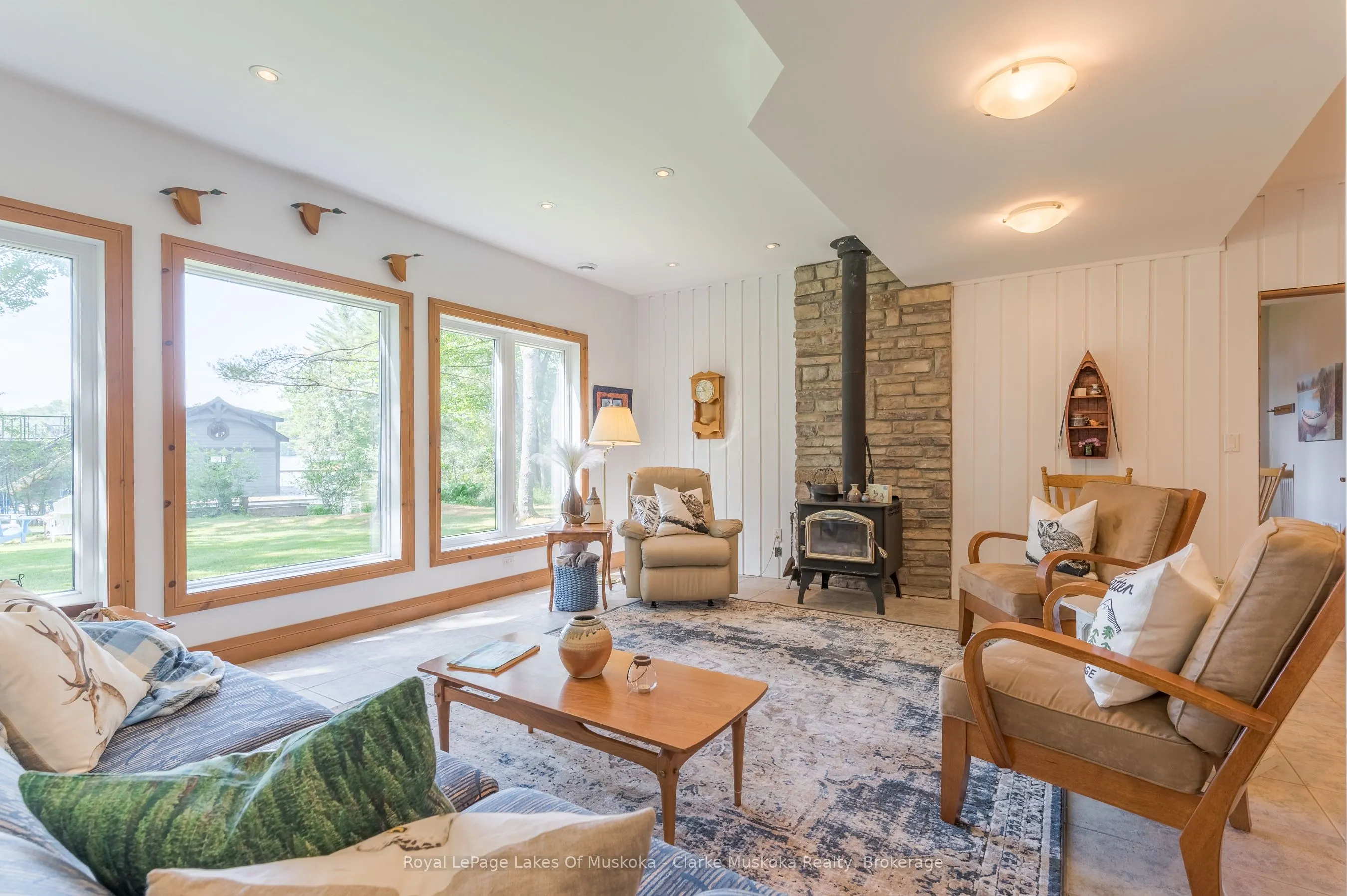 1298 Hemlock Point Road