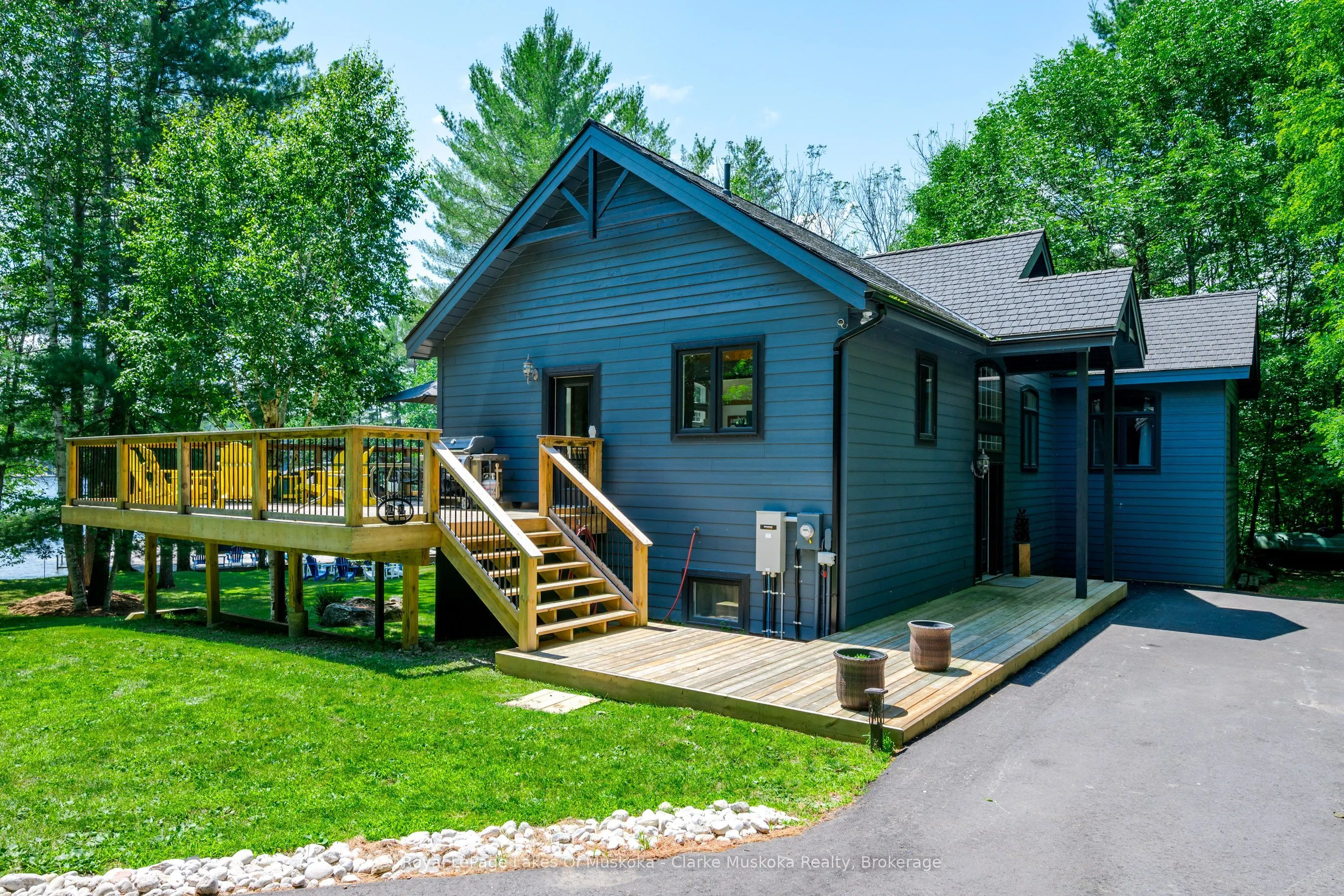 1298 Hemlock Point Road