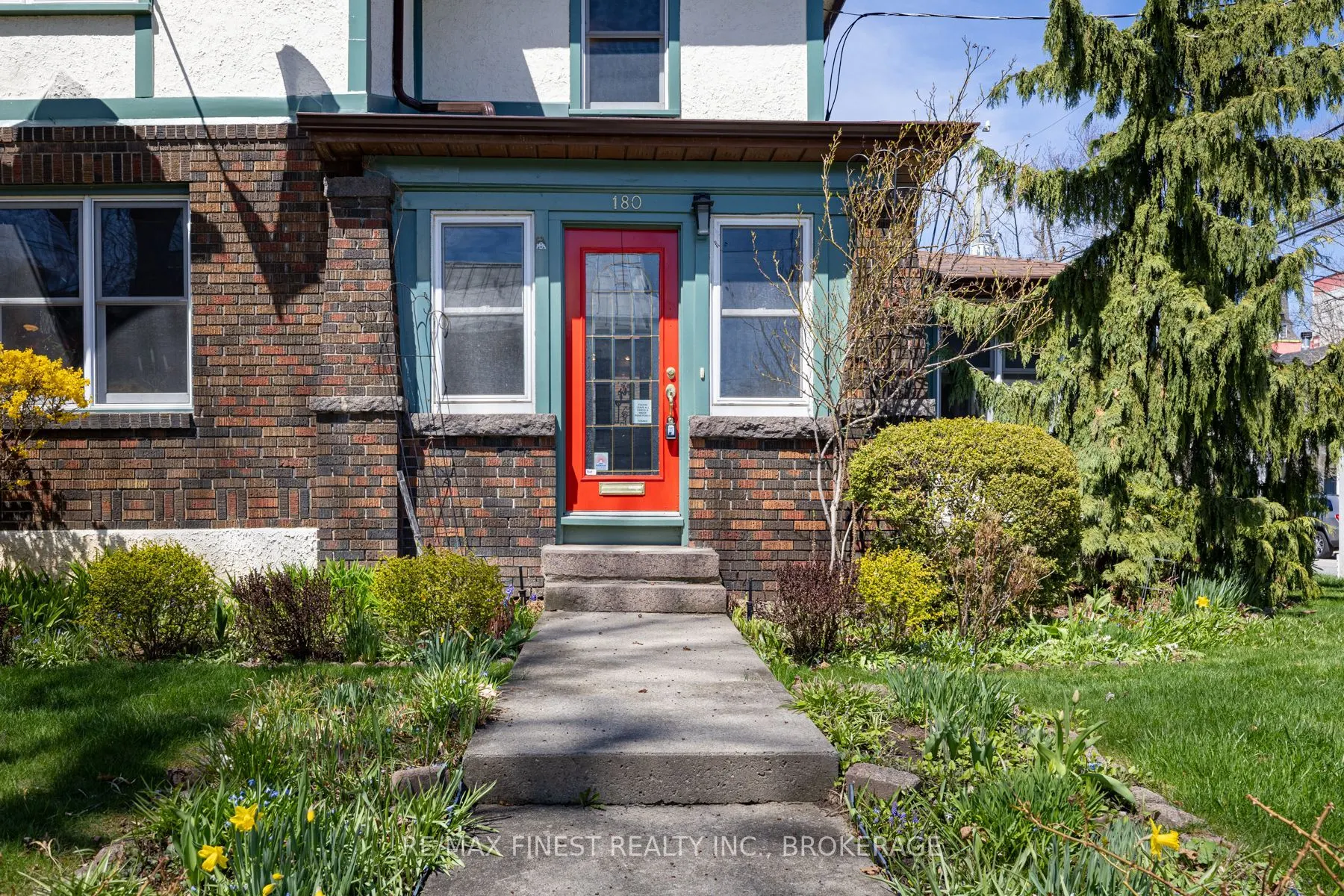 180 King Street E