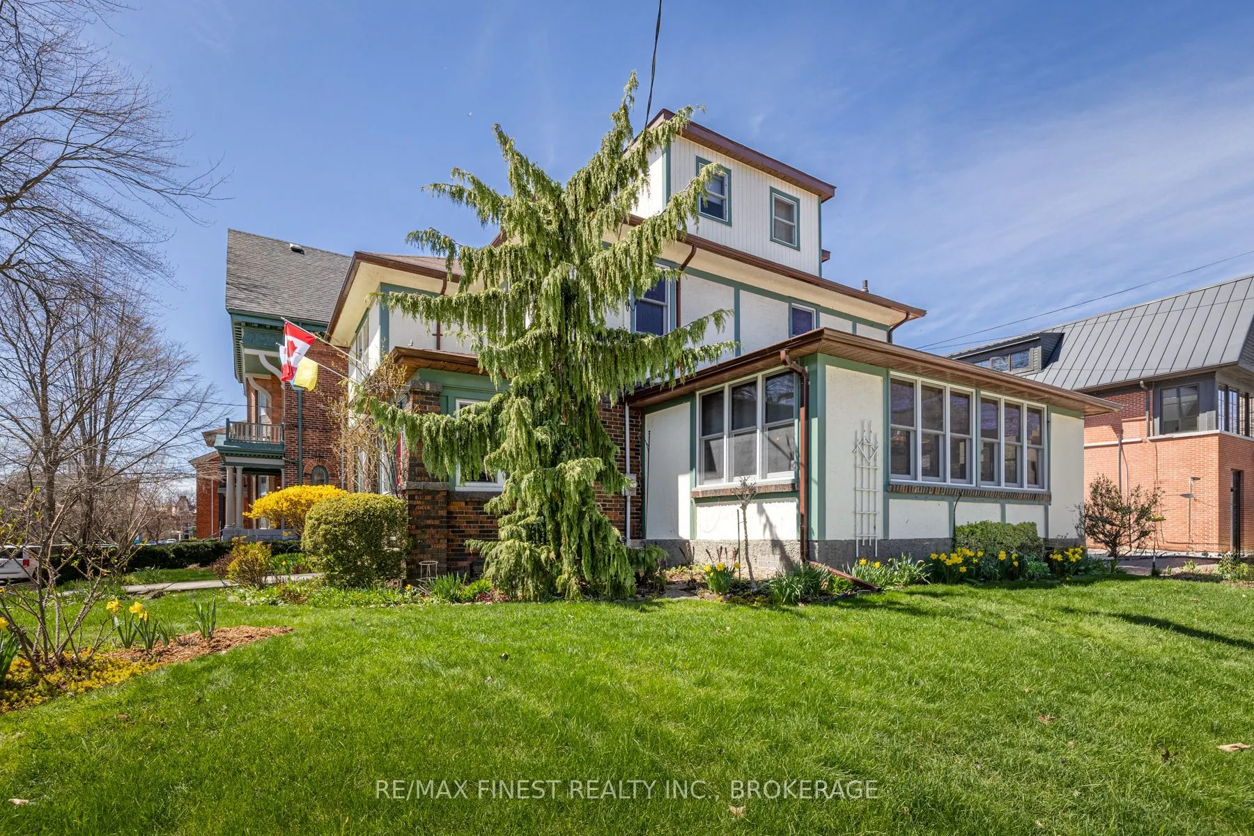 180 King Street E