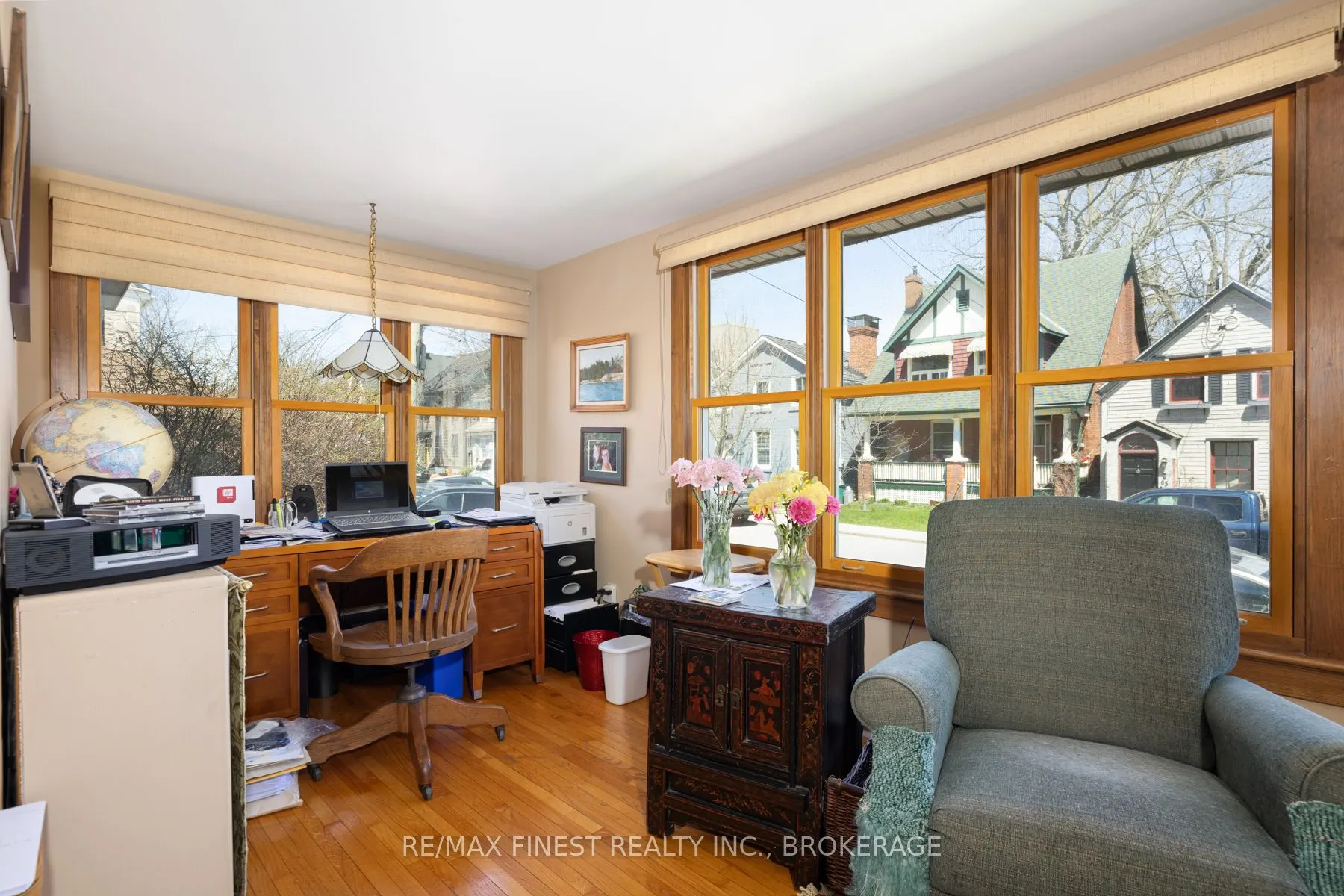 180 King Street E