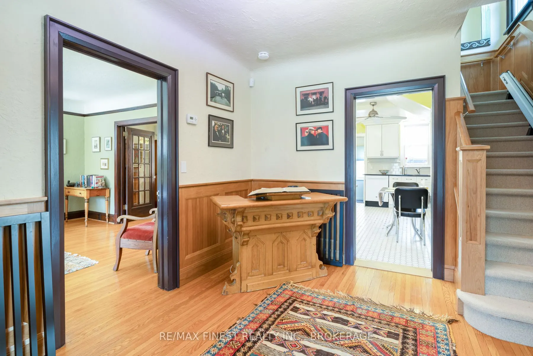 180 King Street E