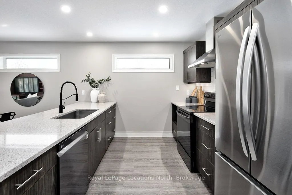 17 Elgin Street S